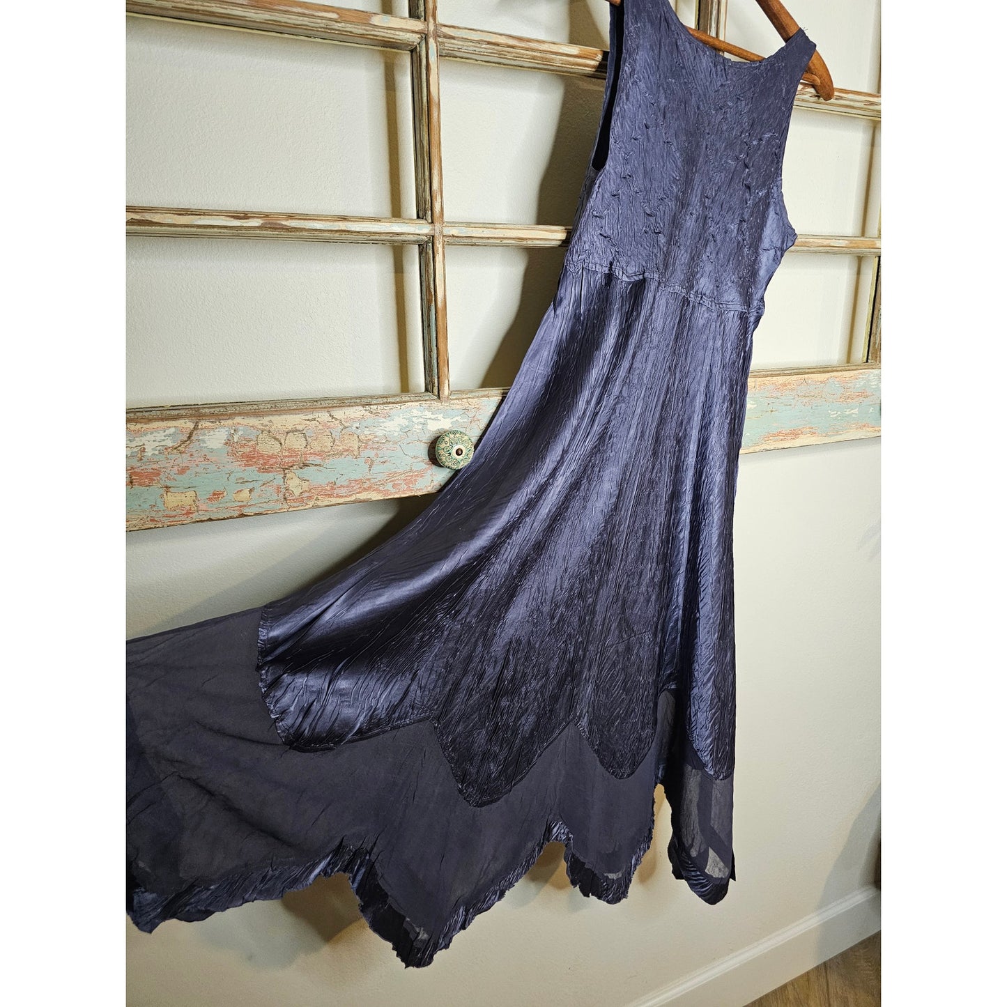 Komarov Blue Sleeveless lightweight Handkerchief Hem Ladies Dress size Small