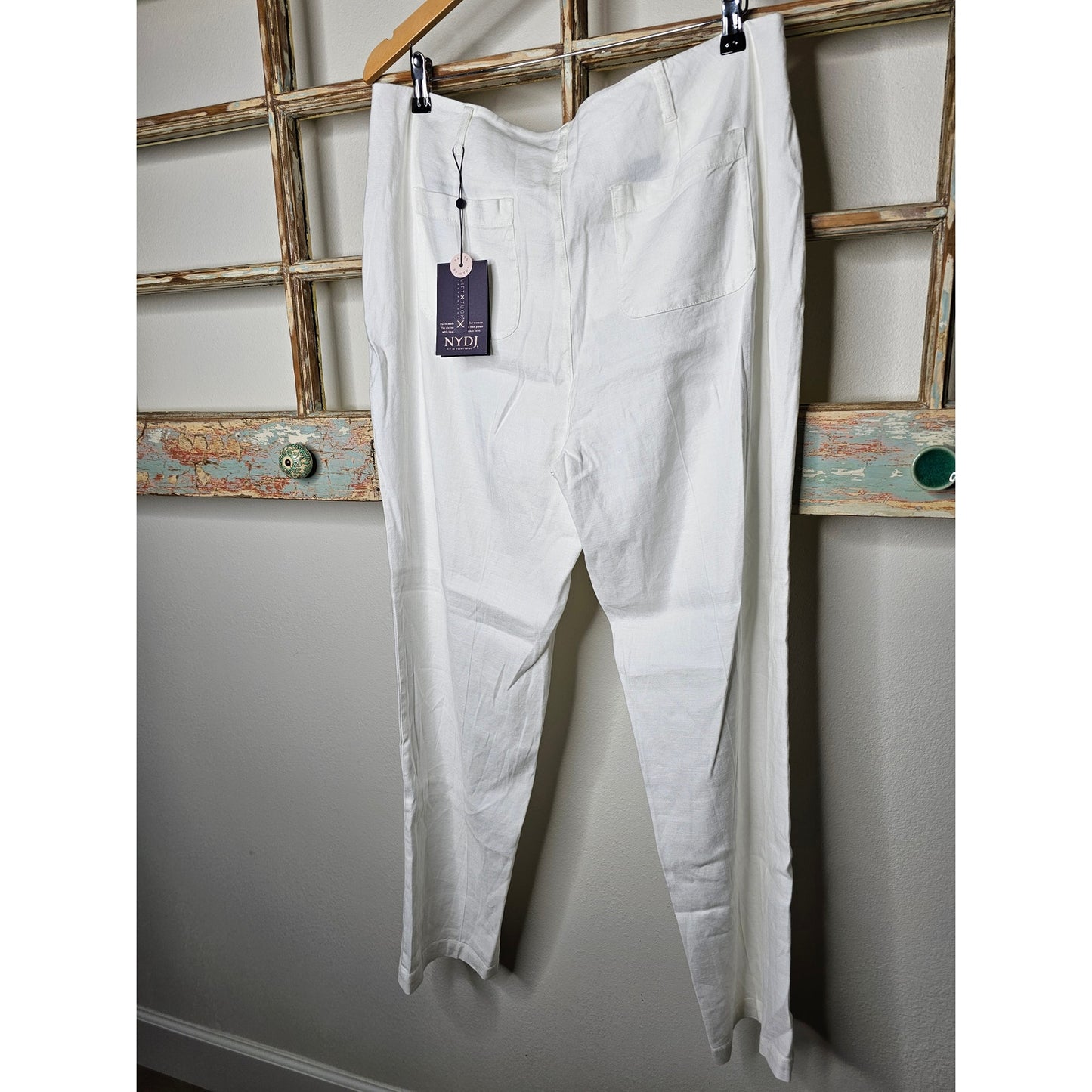 NWT NYDJ Optic white Linen Blend Lift/Tuck Pants Ladies size 14