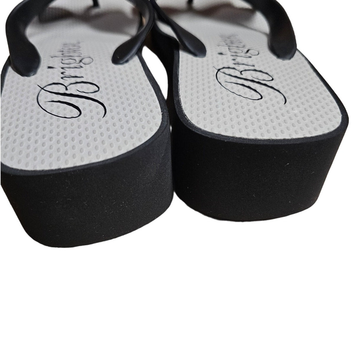 NWOT Brighton Bowie Bling Wedge Flip Flops Ladies size 9