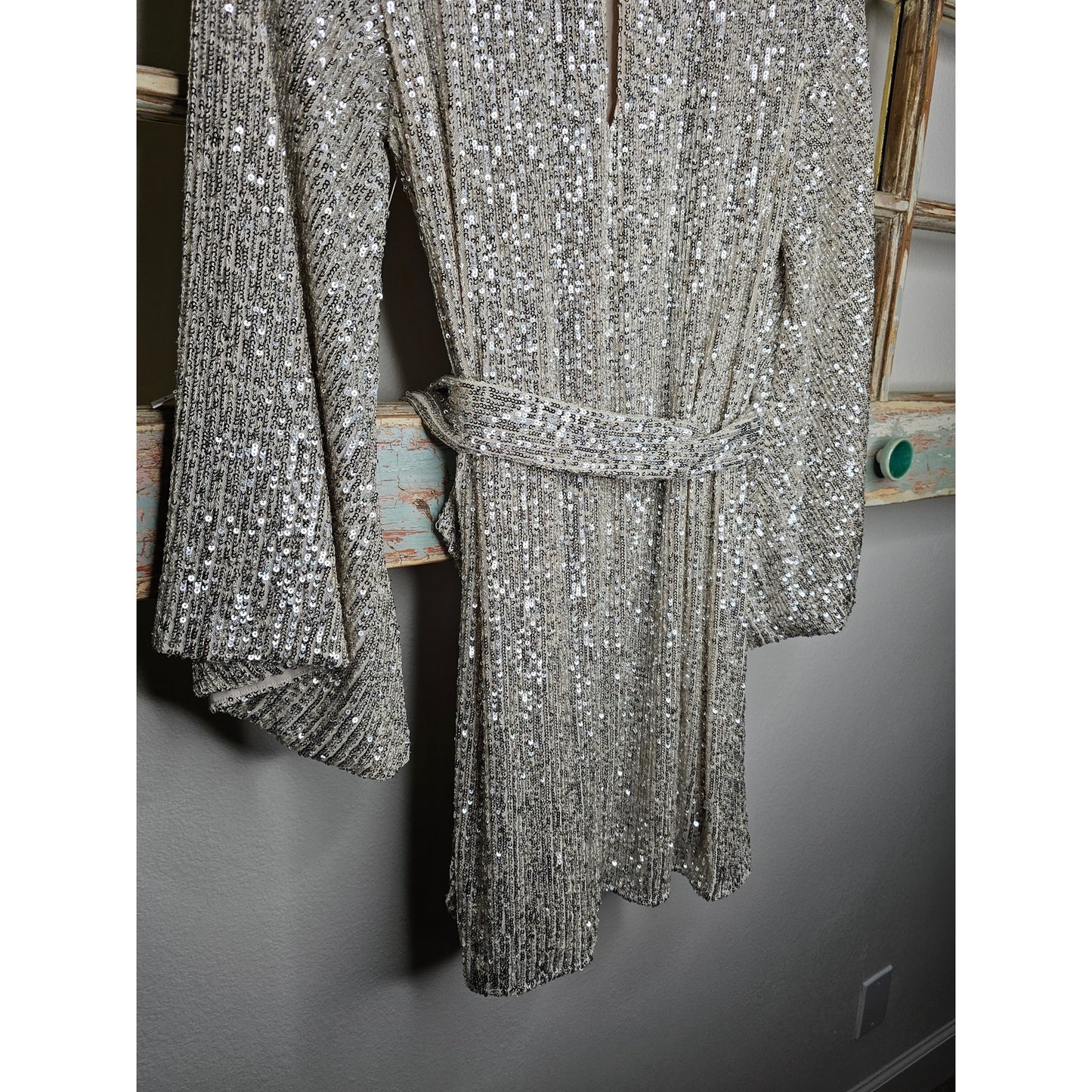 NWT Silver Sequenced Lined Mini Dress w/ Trumpet Sleeves Jay Godfrey Ladies size 6