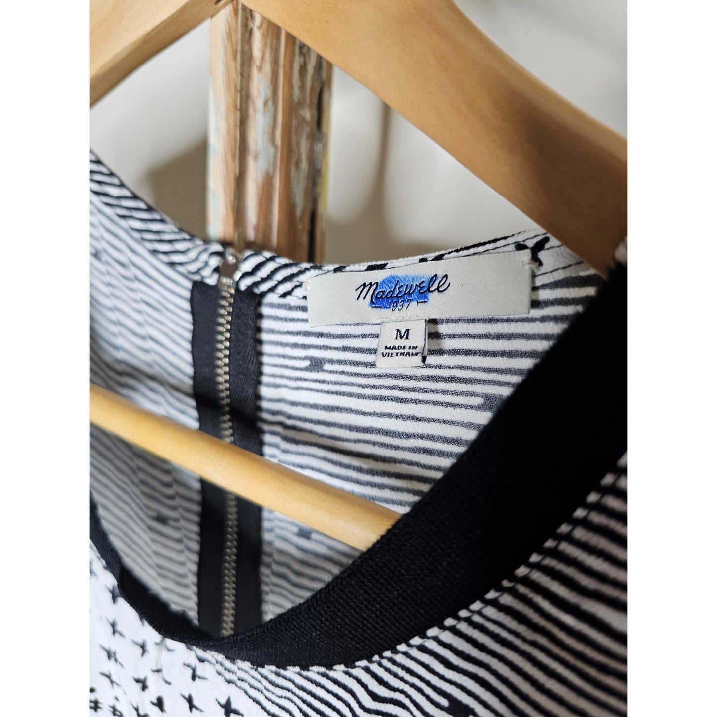 Madewell Black/White Refined Tank Top Hashtag Stripe Ladies size Medium