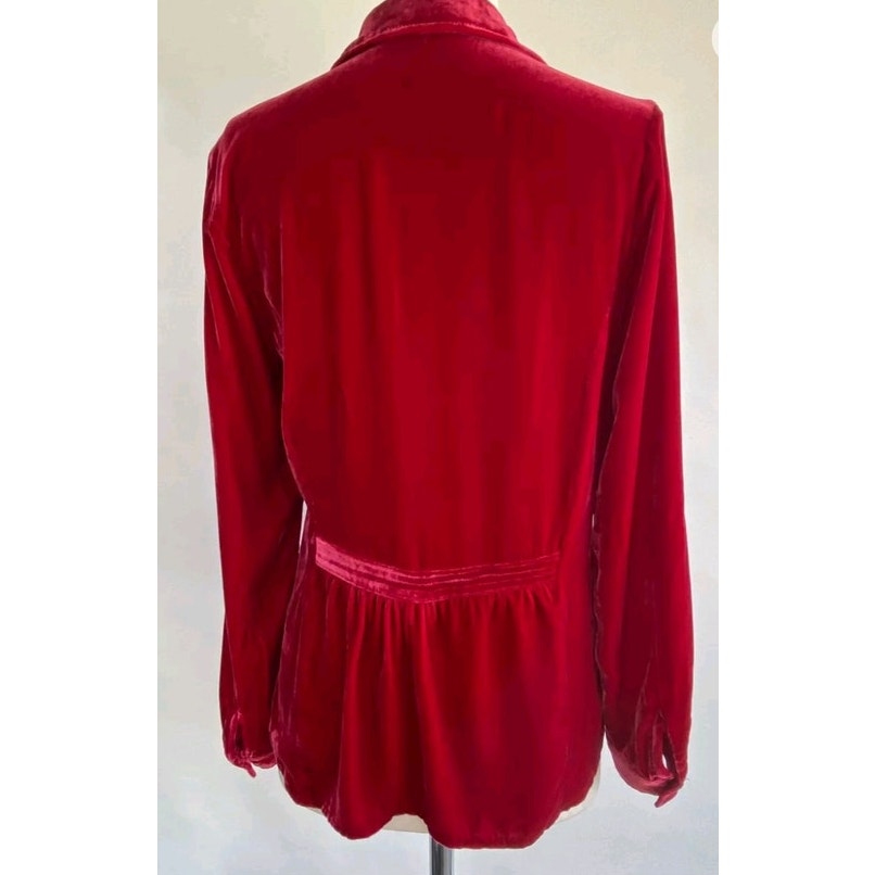 NWT Coldwater Creek Crushed Red Velvet V-neck button up ladies size Medium