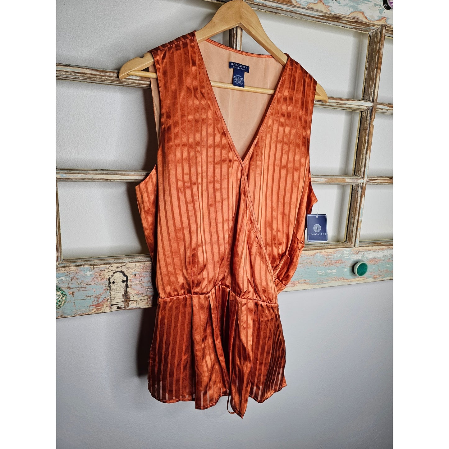 NWT Doncaster Collection Silk Sleeveless Wrap Top Size Large