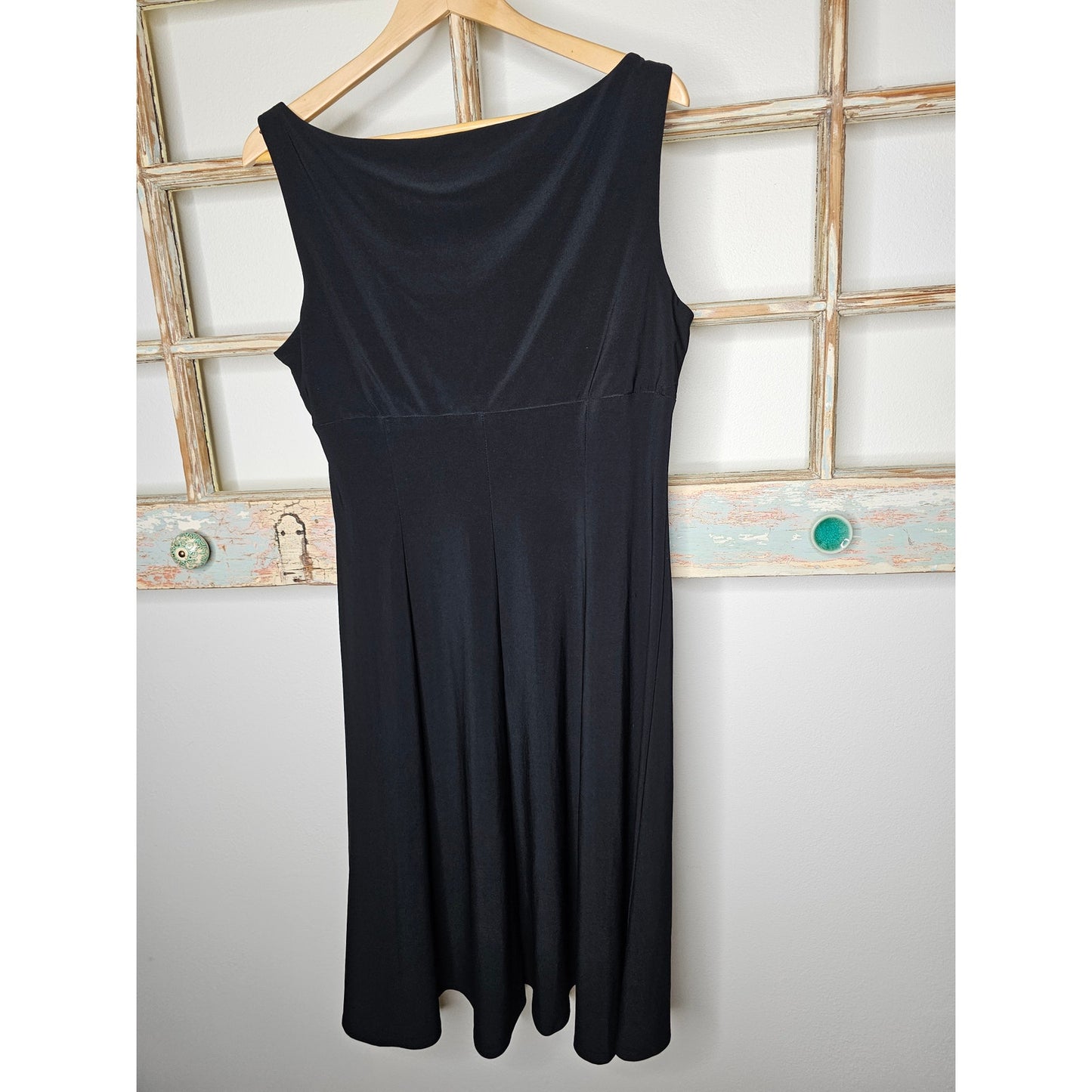Evan-Picone Black Sleeveless Fit and Flare Midi Dress Ladies size 16