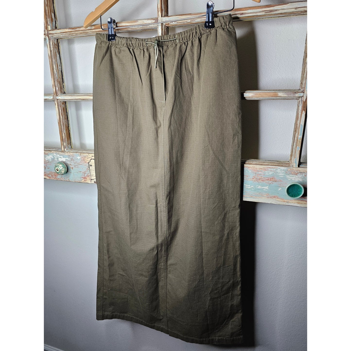 NWT Khaki Midi Cargo Skirt by Pink Diamond Ladies size 10