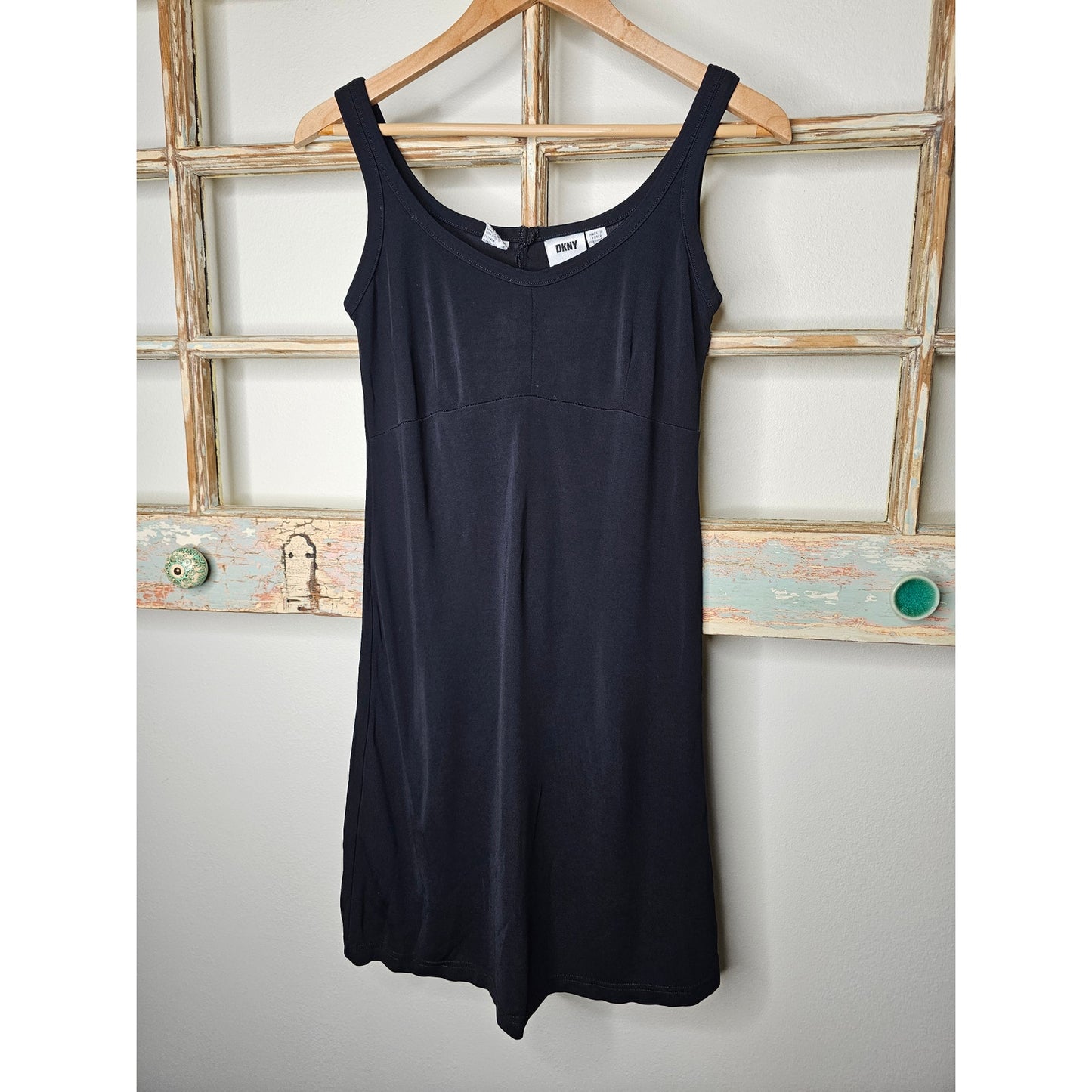 Vintage Black DKNY Sleeveless Flowy Dress Ladies size Petite Small