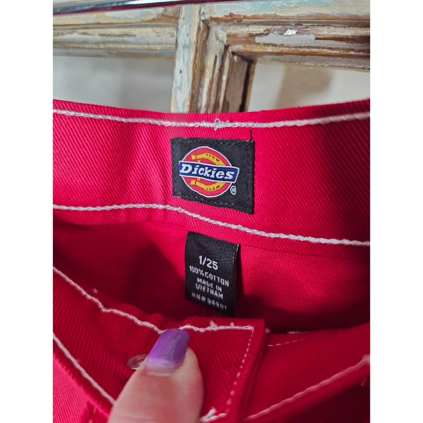 NWOT Dickies Red Carpenter Pants w/ white contrast stitch Ladies size 1 / 25