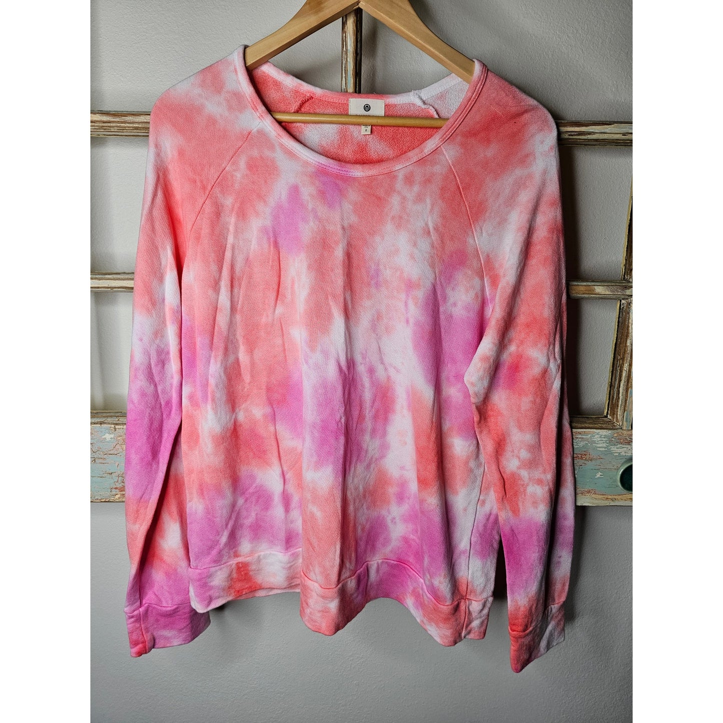 NWOT Sundry Pink/Orange/White Tie Dye Sweatshirt Sundry size 2/ Medium