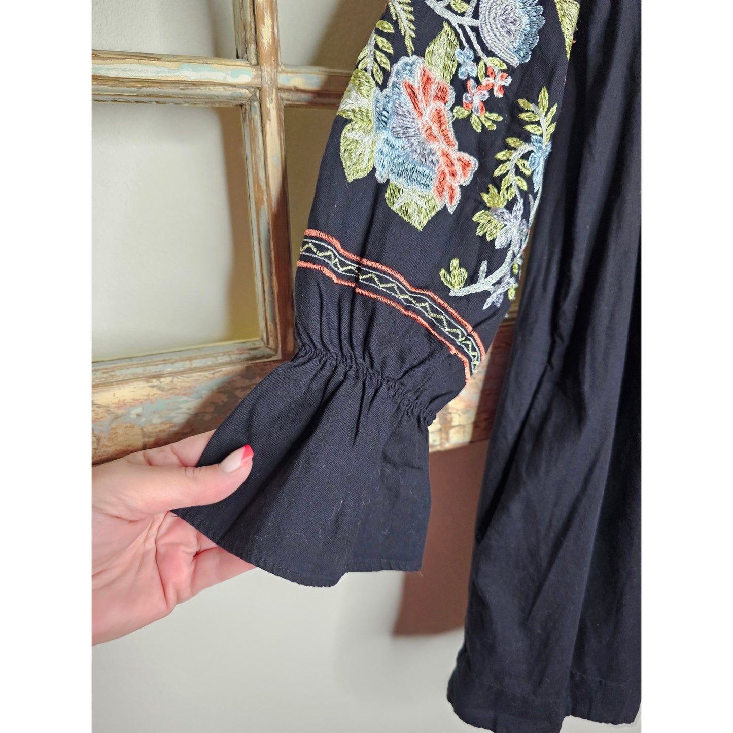 Free People Boho Off The Shoulder Black Embroidered Dress ladies size small