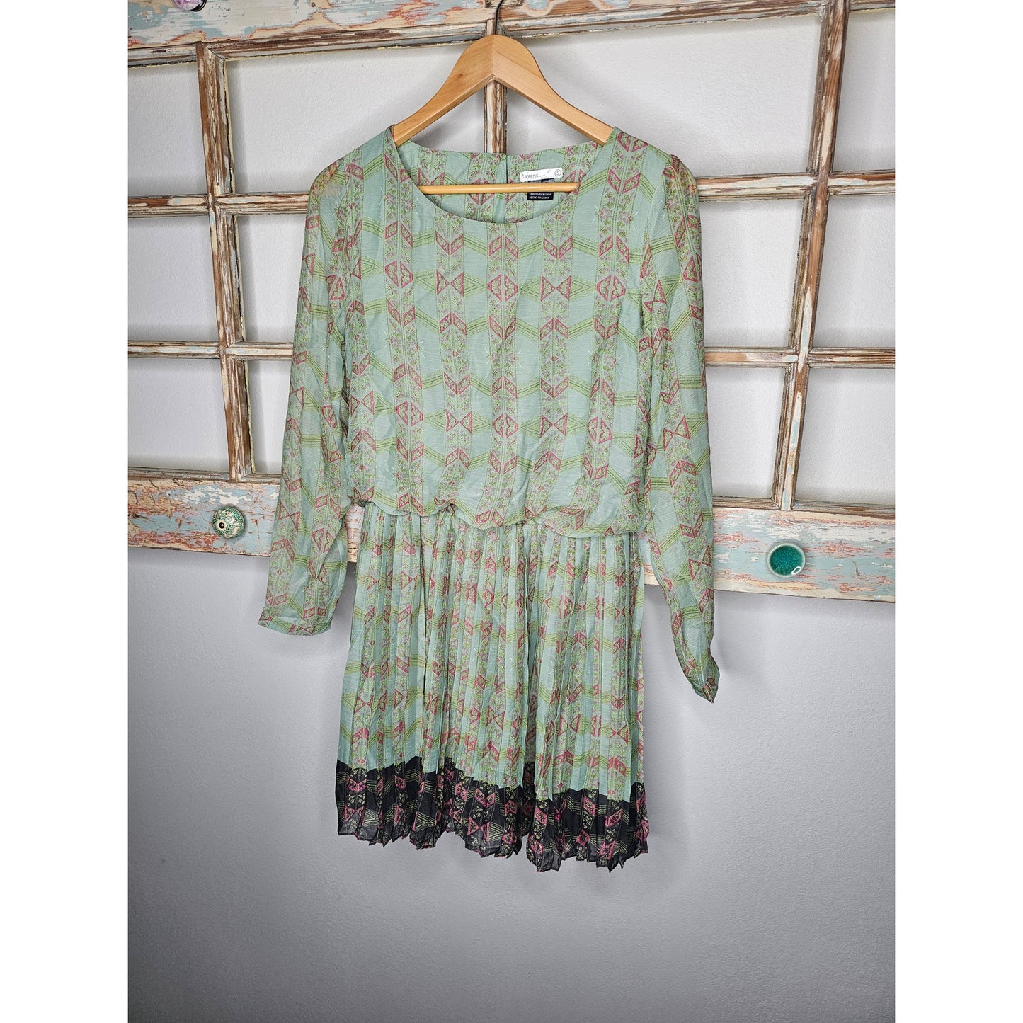 NWT Anthropologie Lavand Blouson Dress Pleated Skirt Ladies size Large