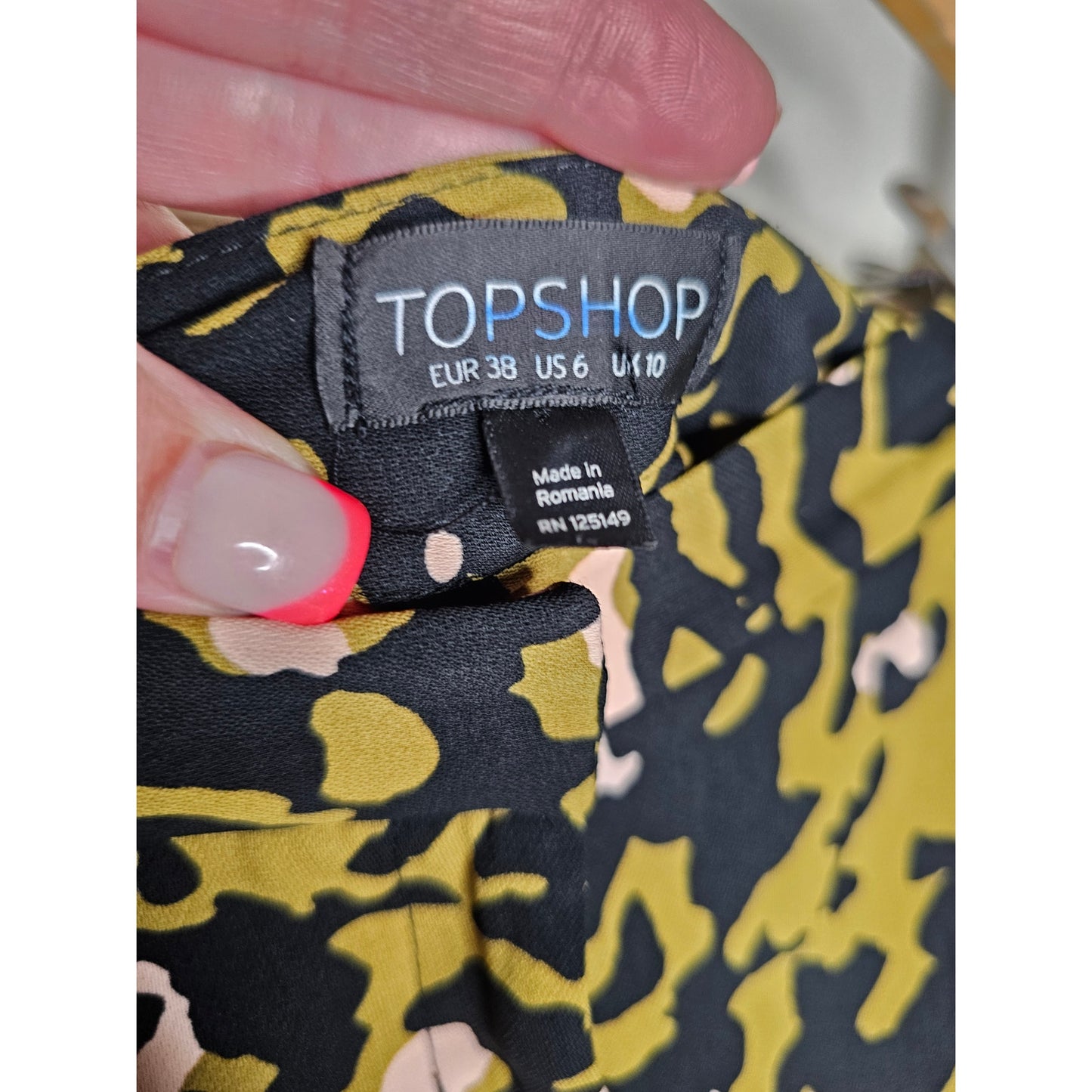 TopShop Cheetah Leopard Animal Print Pockets Silky Shorts Size 6