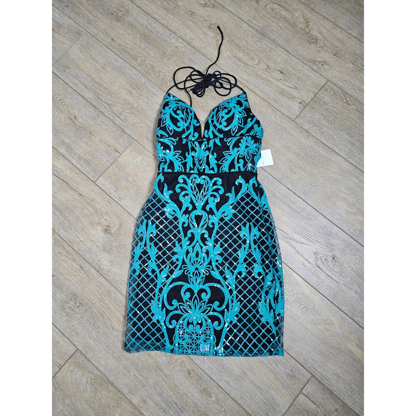 NWT Lace Sequin Basketweave Mini Party Dress Lace Up Back Ladies size 4