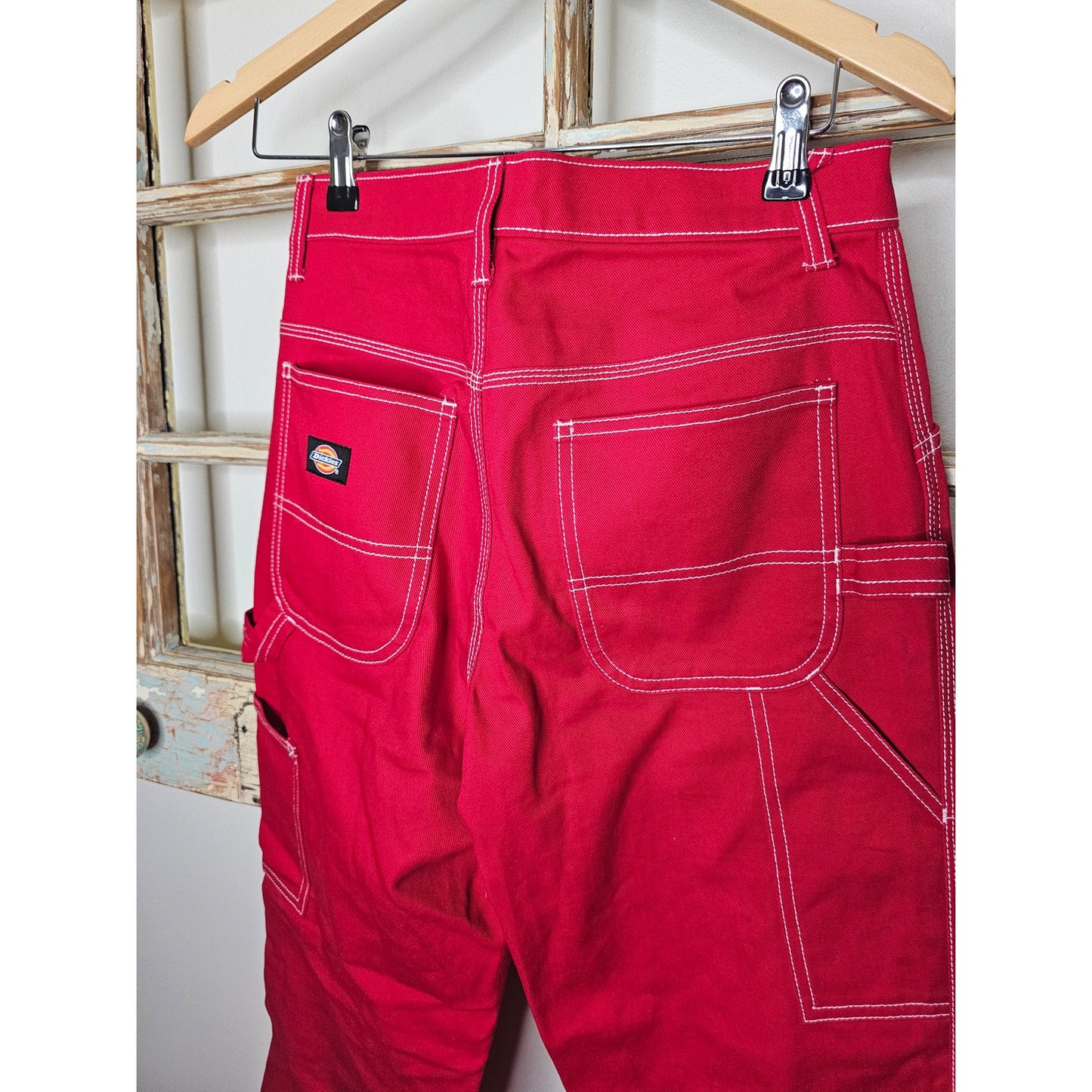 NWOT Dickies Red Carpenter Pants w/ white contrast stitch Ladies size 1 / 25
