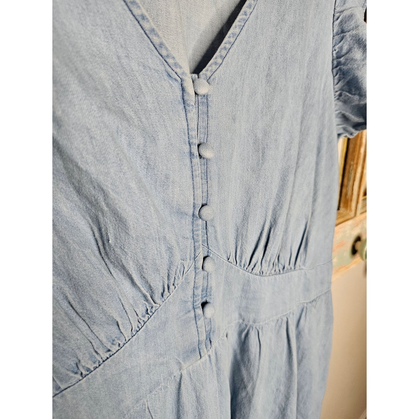 Lane Bryant Denim Chambray V-neck Ruffle Cap Sleeve Dress Ladies size 16