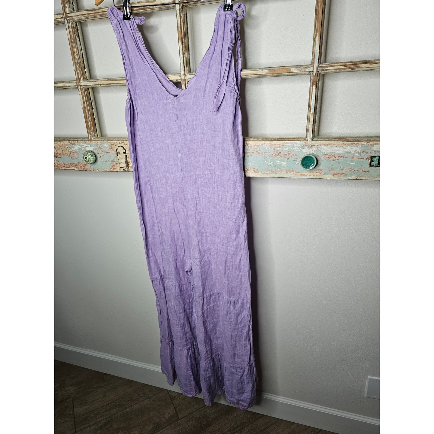 Lino Purple Sleeveless V-Neck Wide Tiered Leg Romper Size Medium