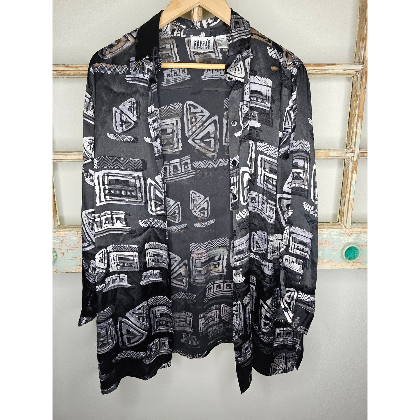 Vintage Chicos Design Silk Blend Asian Inspired Abstract Button Up size 1/ Small