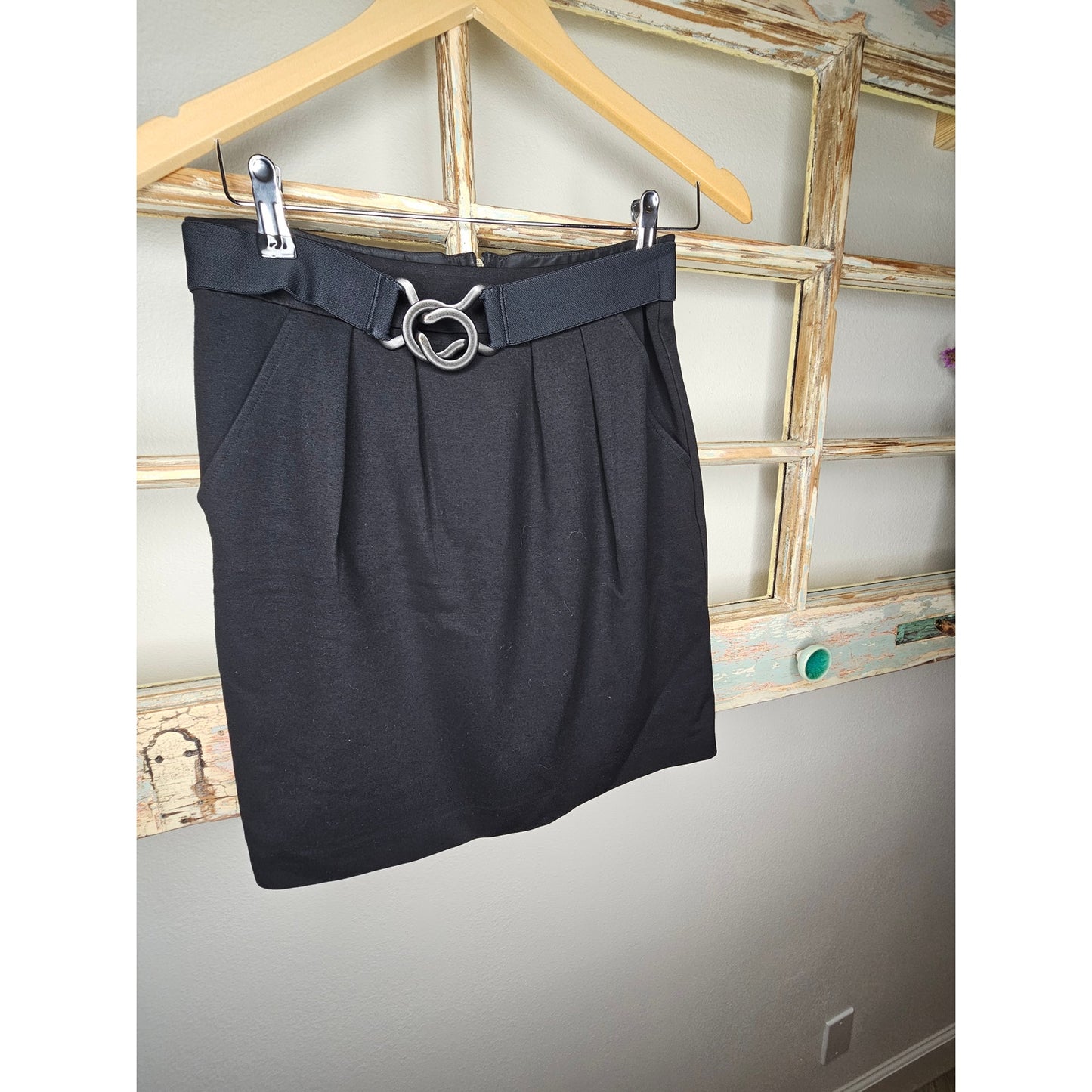 Trina Turk LA lined Black Belted Mini Skirt With Pleats Size 10