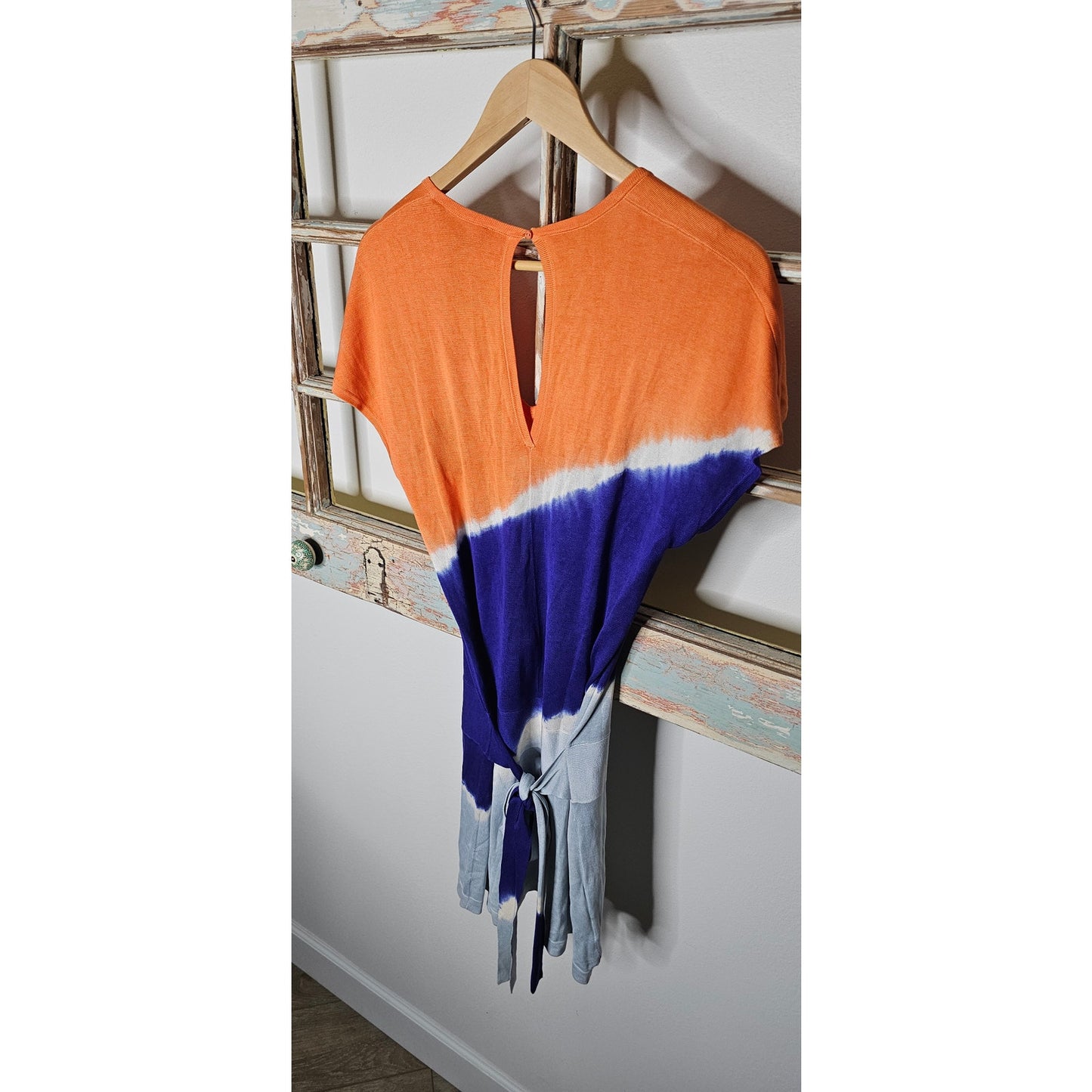 NWT BCBG SILK Tie Dye Knit Dress W/ Tie Waist Ladies size XS