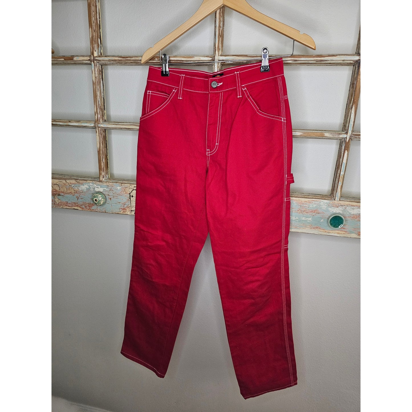 NWOT Dickies Red Carpenter Pants w/ white contrast stitch Ladies size 1 / 25