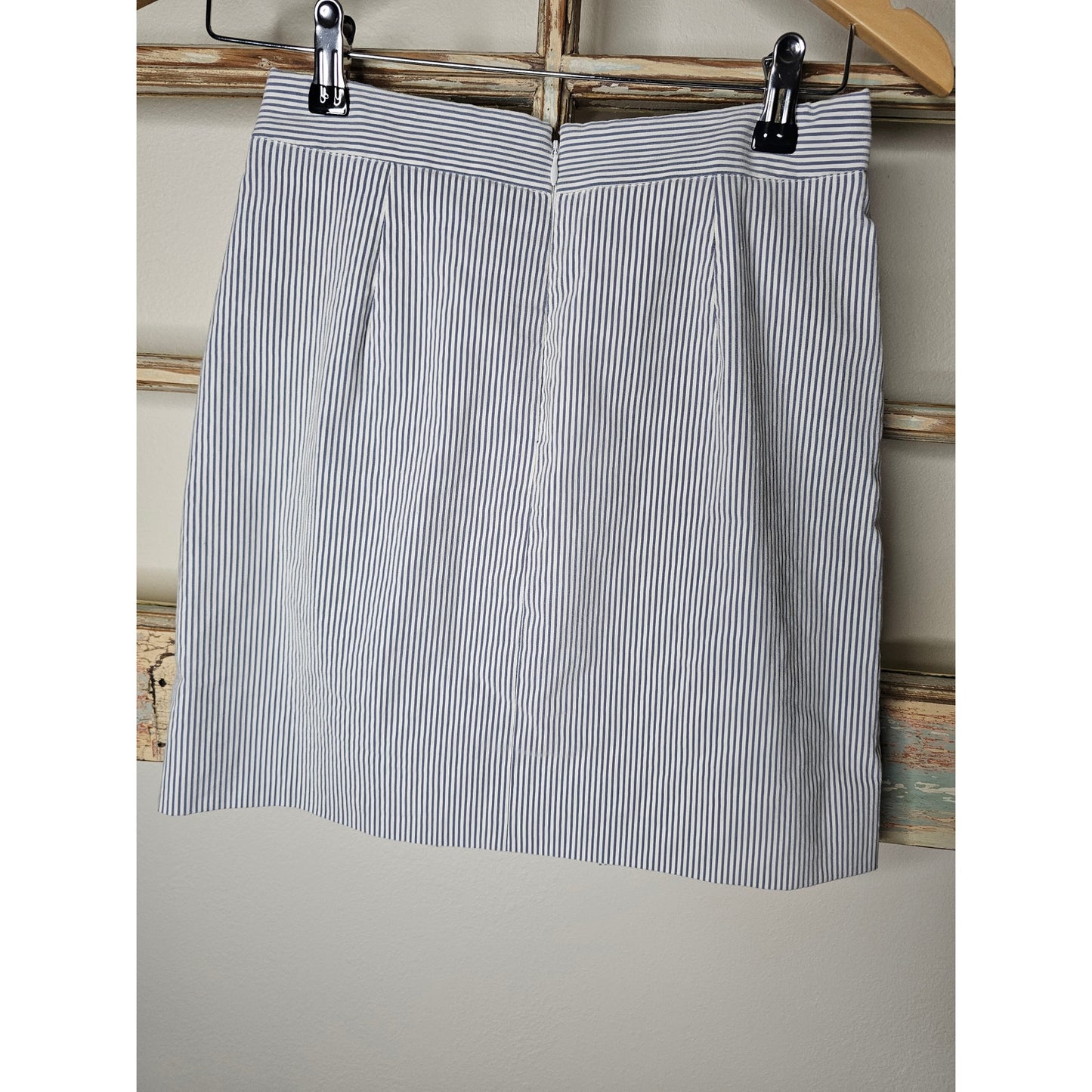 J. Crew lined Railroad Stripe Seersucker Mini Skirt Ladies size 00