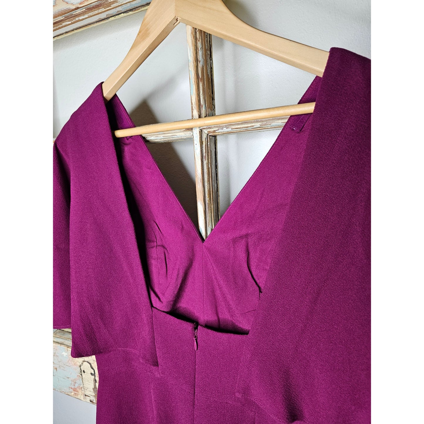 NWT Dress The Population Louisa Butterfly Sleeve Dress Ladies size Medium