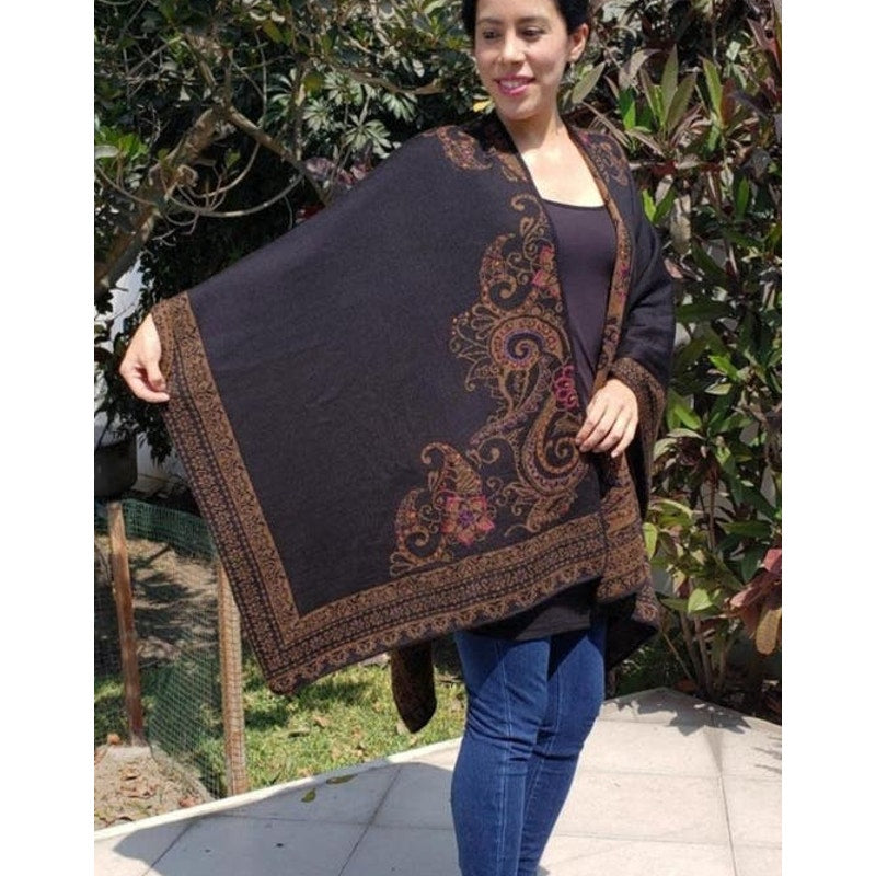Neutral Monochromatic Ruana 100% Alpaca Ladies One Size
