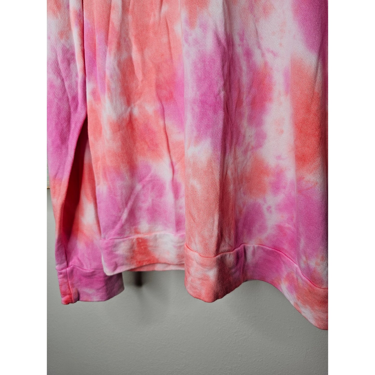 NWOT Sundry Pink/Orange/White Tie Dye Sweatshirt Sundry size 2/ Medium