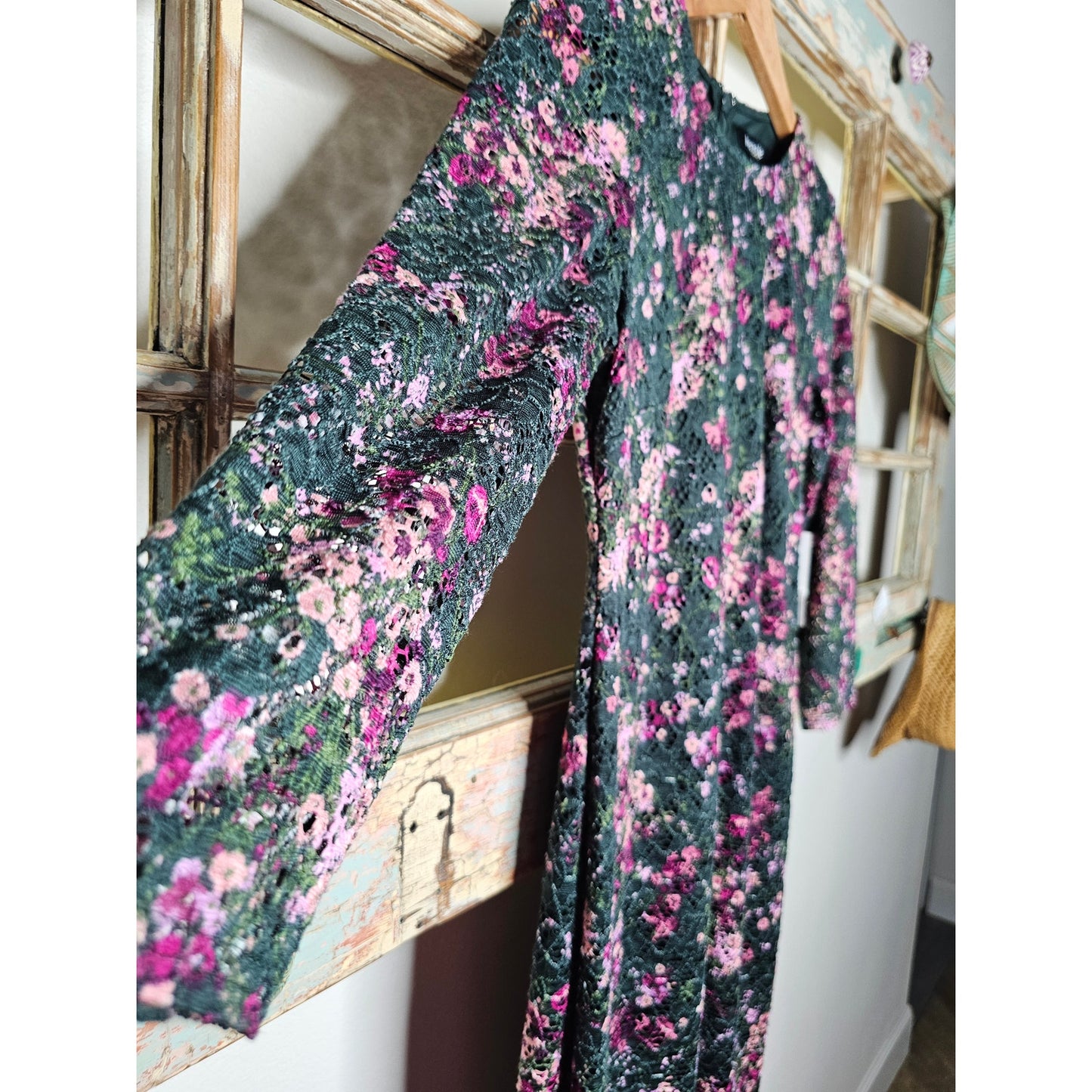 NWT Kenzie Lace Floral Midi Pencil Dress Ladies Size2