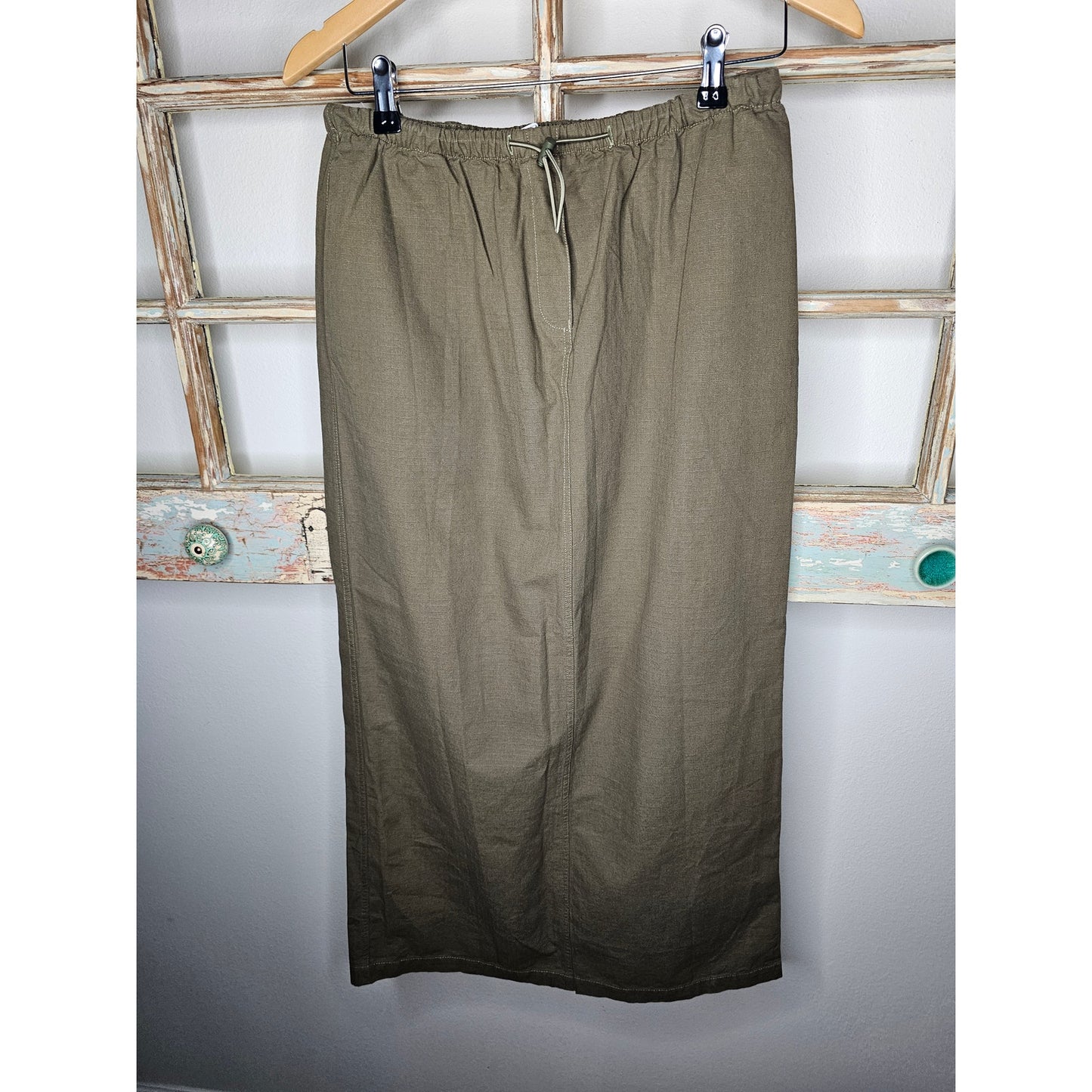NWT Khaki Midi Cargo Skirt by Pink Diamond Ladies size 10