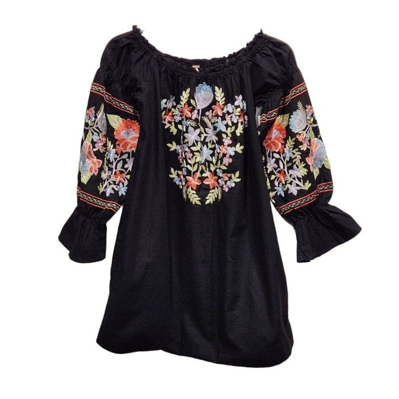 Free People Boho Off The Shoulder Black Embroidered Dress ladies size small
