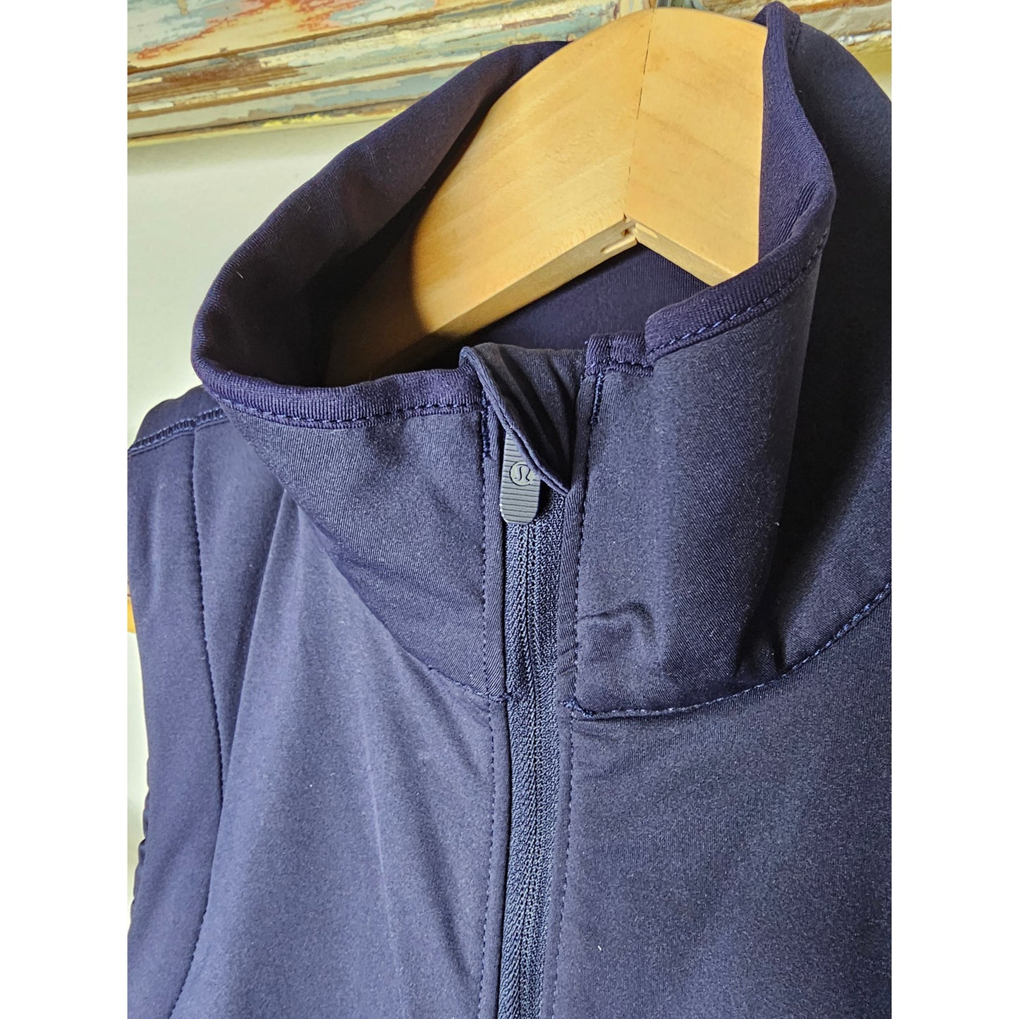 Lululemon Kicking Asphalt Vest Navy Ladies size 2