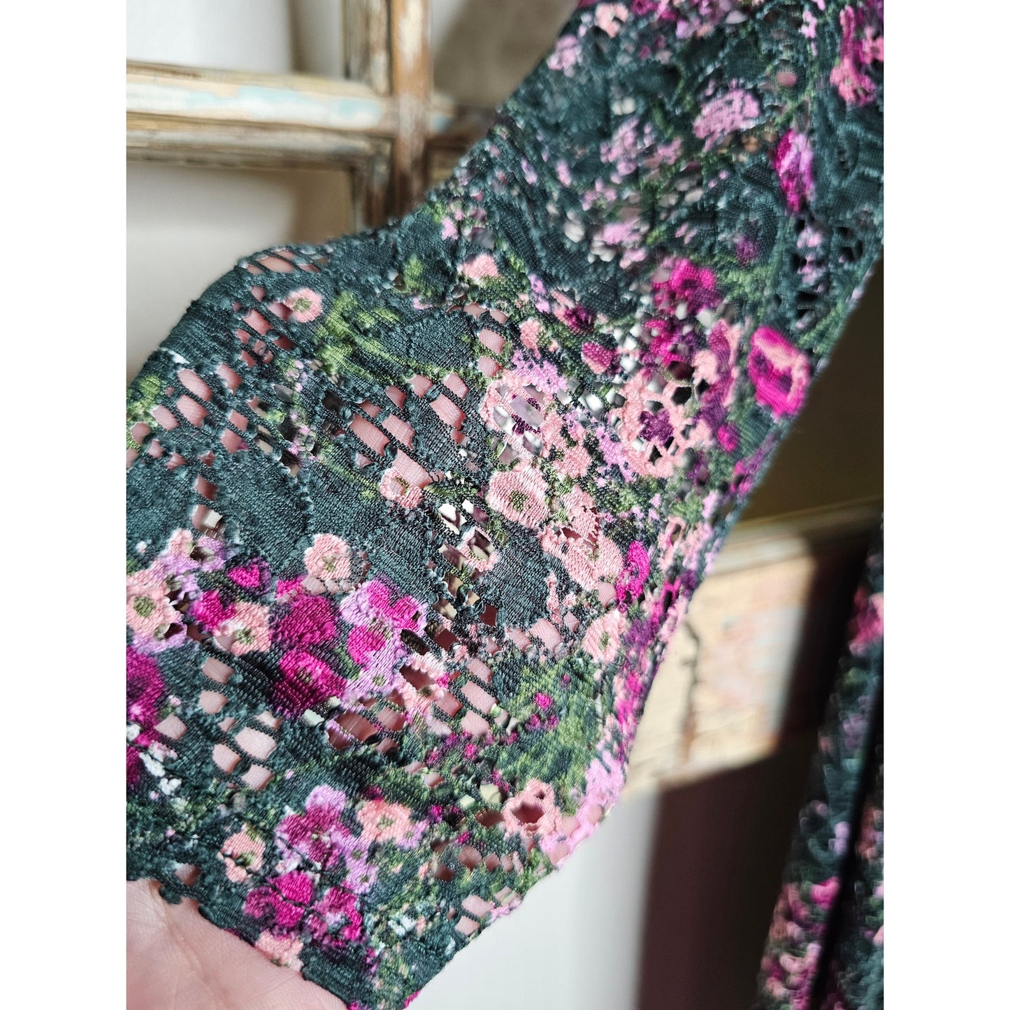 NWT Kenzie Lace Floral Midi Pencil Dress Ladies Size2