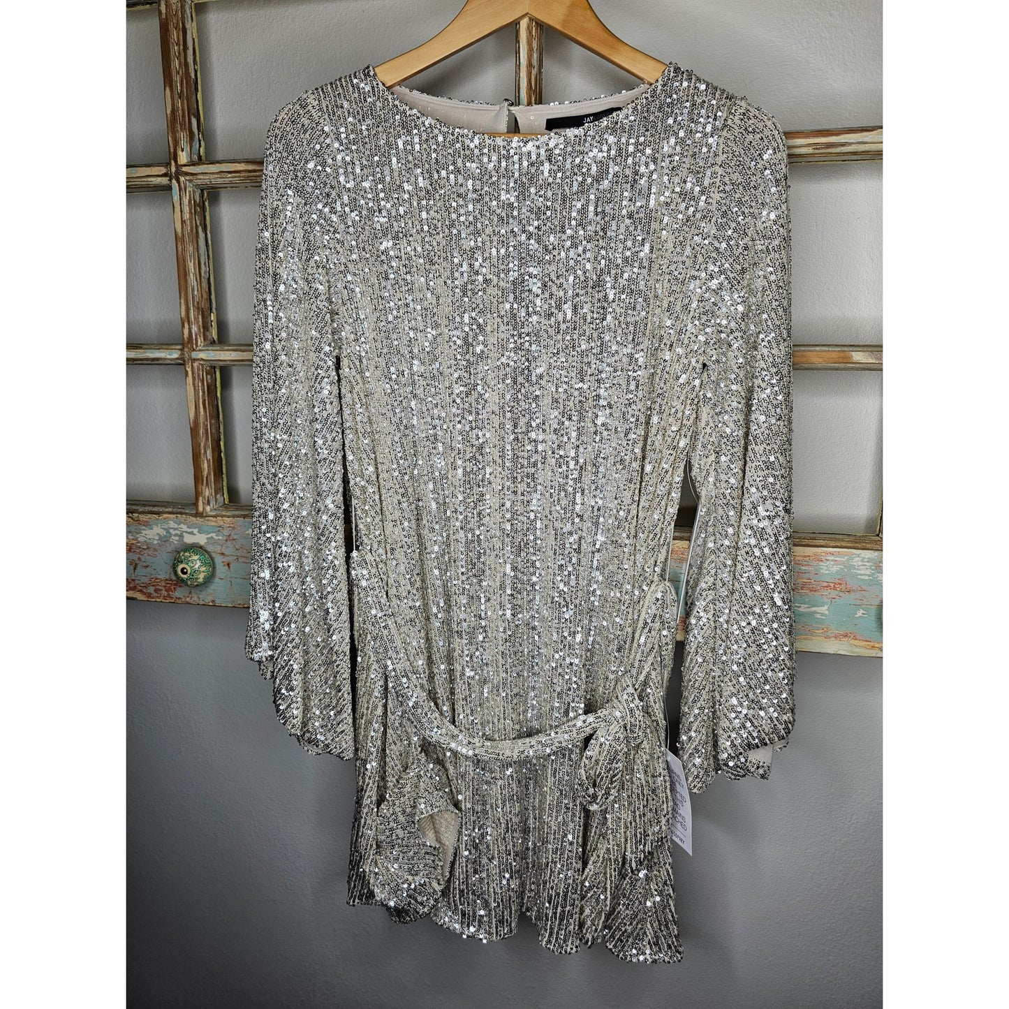 NWT Silver Sequenced Lined Mini Dress w/ Trumpet Sleeves Jay Godfrey Ladies size 6