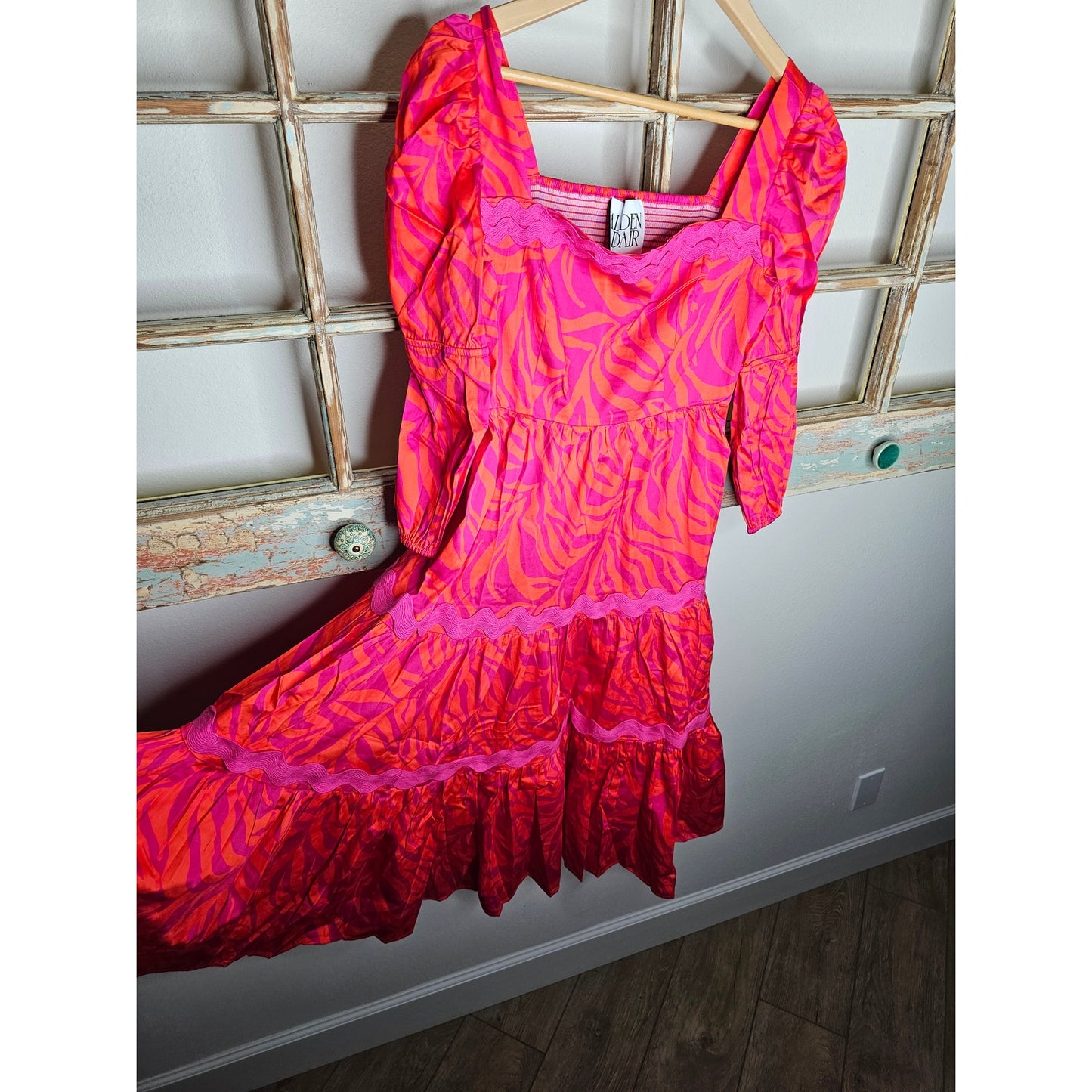 NWT Alden Adair Mia Cotton Tiered Zebra Dress in Pink/Red Ladies Size Small