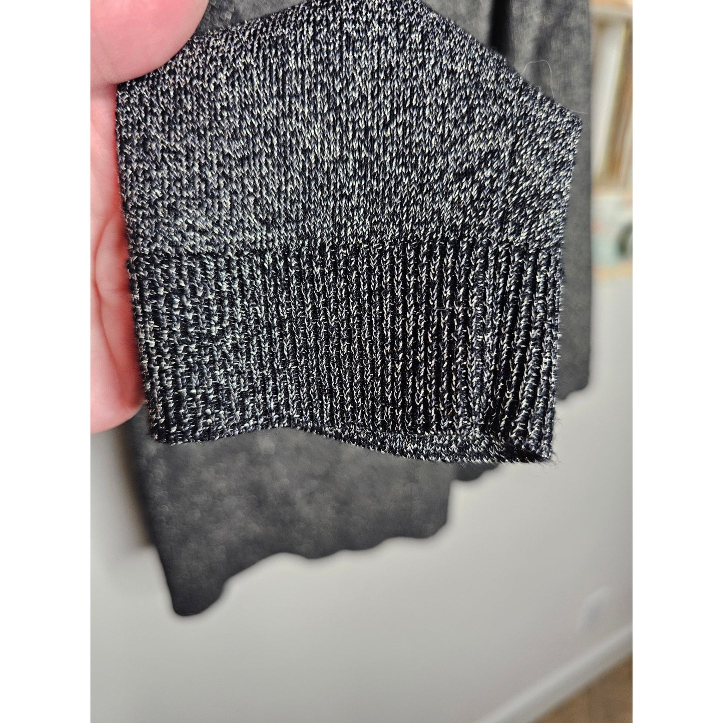 NWOT Torrid Size 2 18/20 Black & Gold Metallic Cold Shoulder Sweater