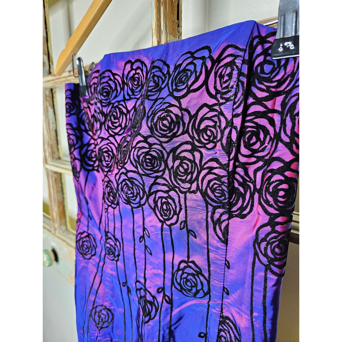 Gunne Sax Vintage Pink/Purple Iridescent Dress W/ Velvet Roses Size 5