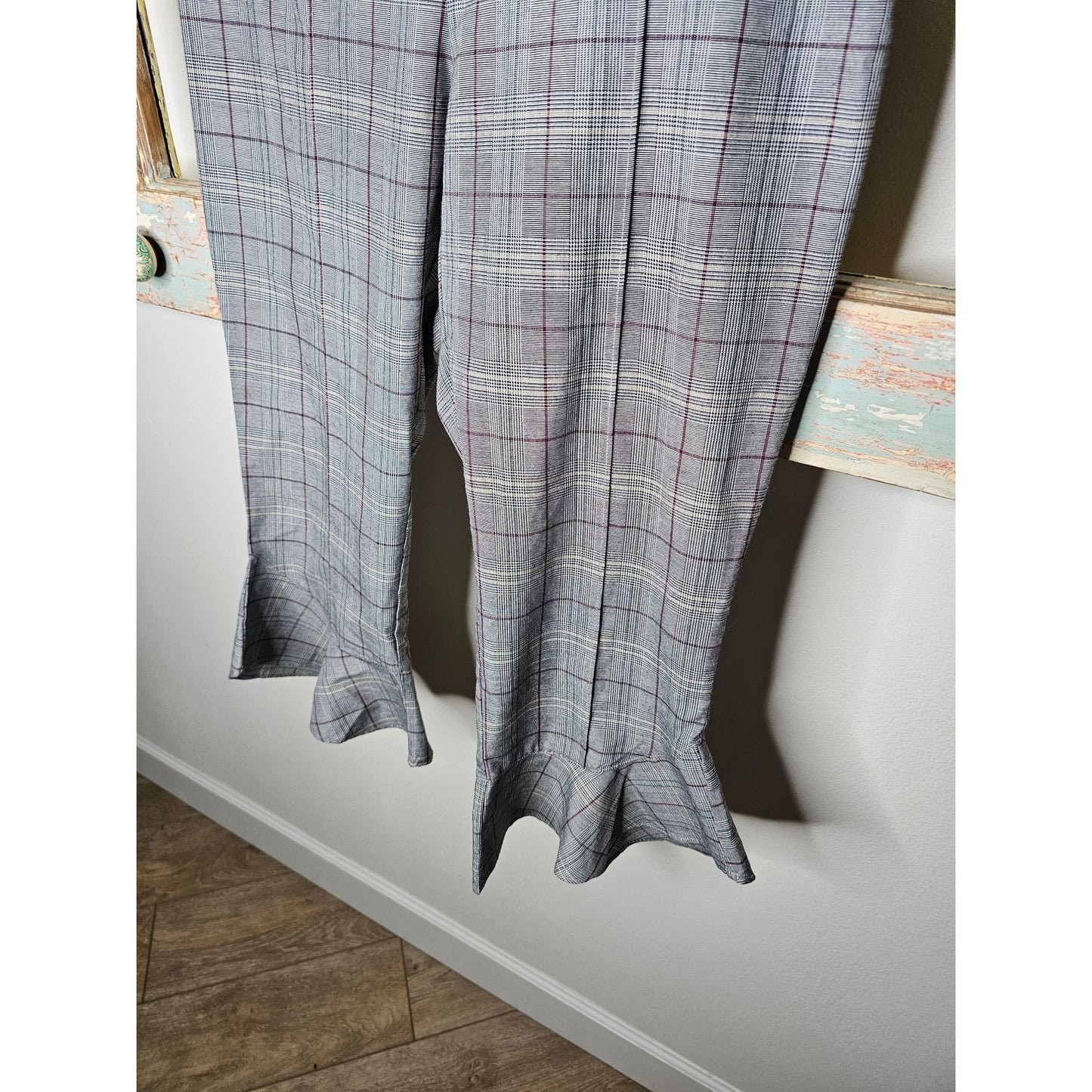 RO & DE Plaid Cropped Ruffled Pants Ladies Size Large