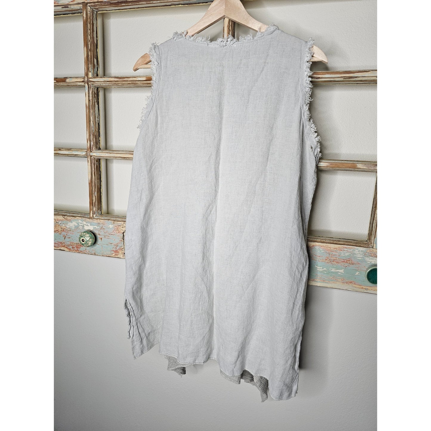 Tempo Paris Linen High Low Embroidered Frayed Edge Tank Top Size Large