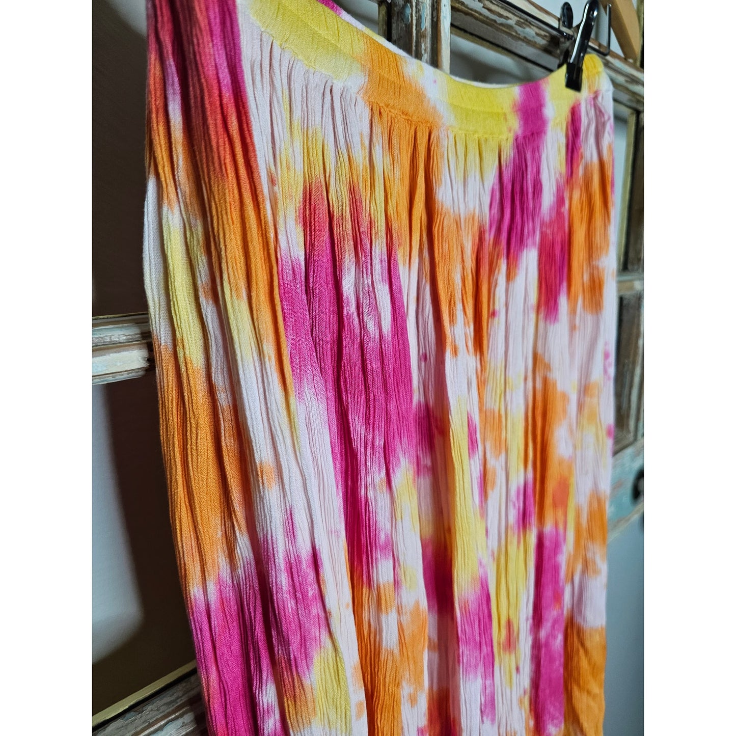 NWT Tie Dye Casual Pleated Skirt Orange/Pink Ladies size Medium