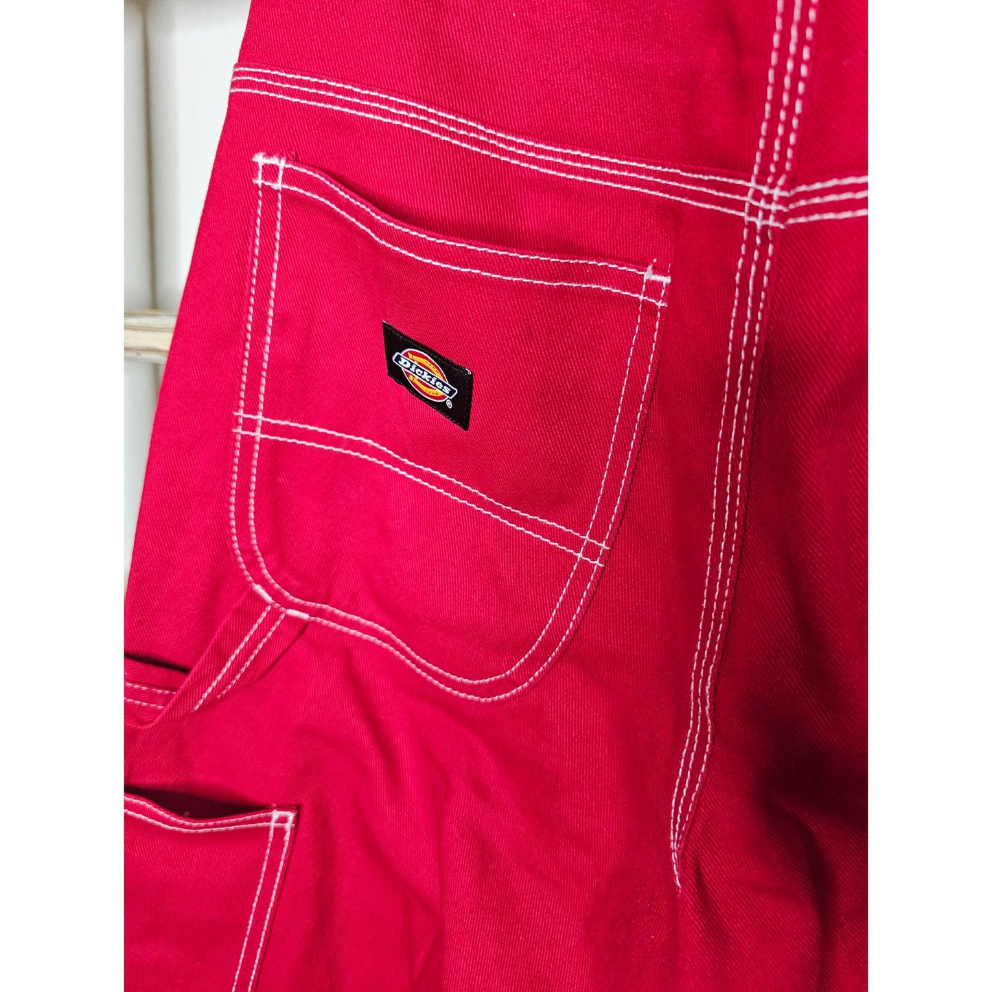 NWOT Dickies Red Carpenter Pants w/ white contrast stitch Ladies size 1 / 25