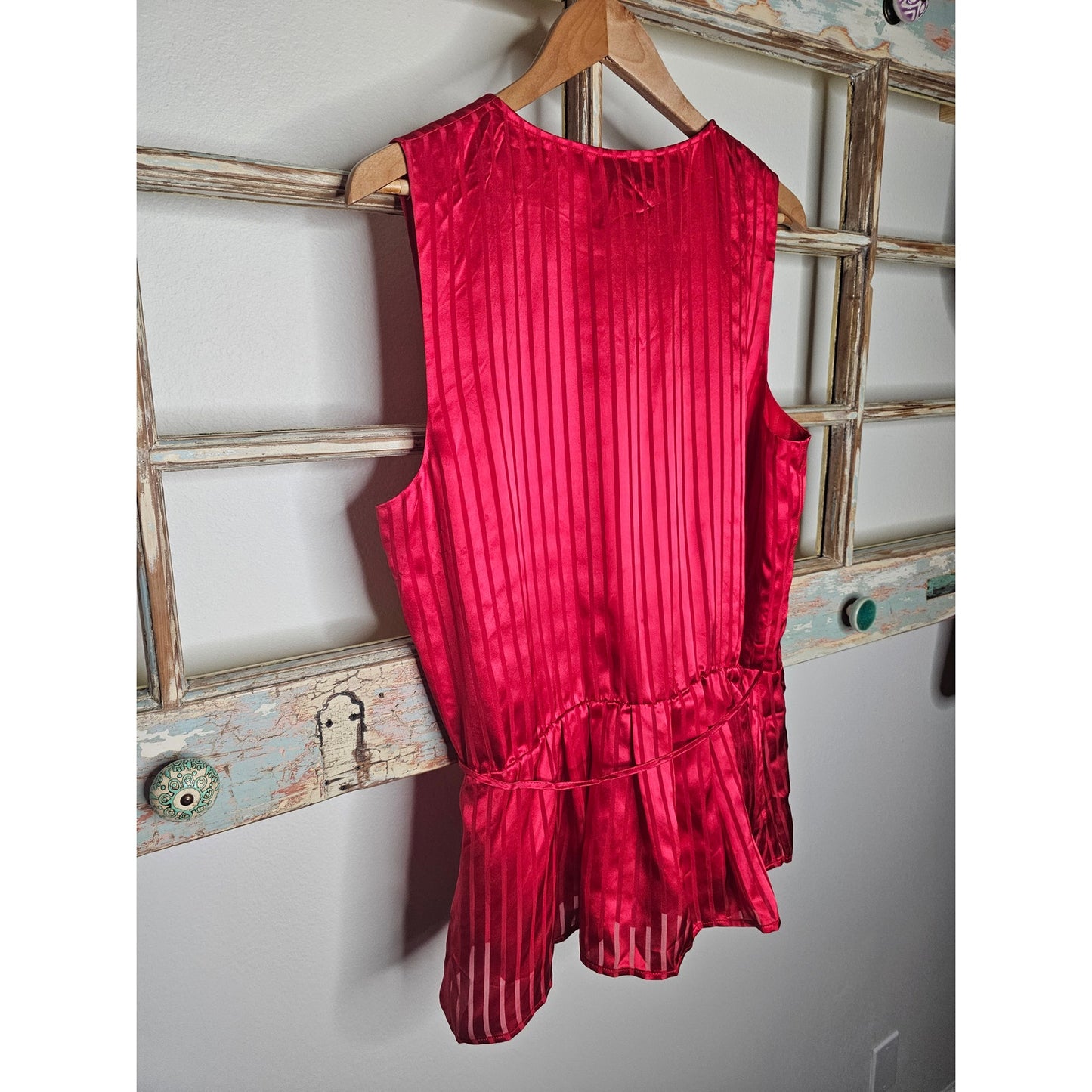 NWT Don Caster 100% Silk Red Sleeveless Wrap Style Blouse Size Large