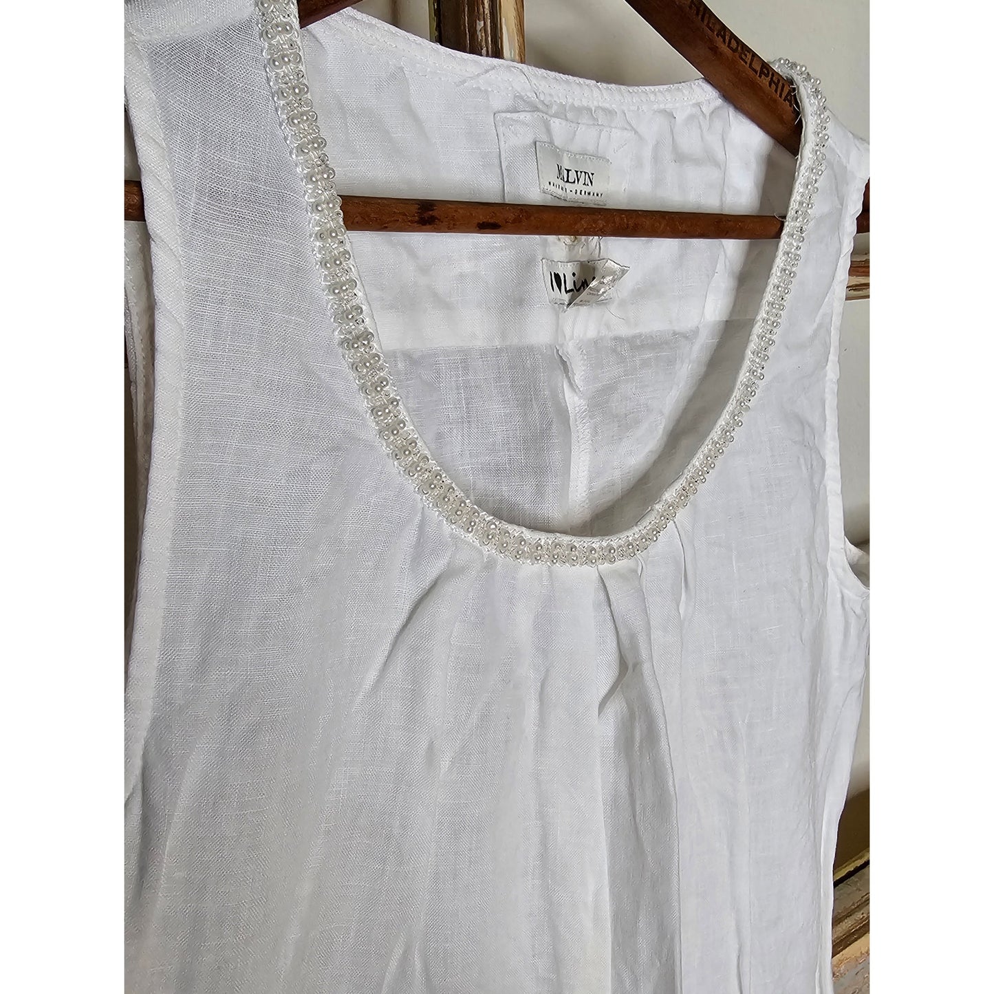 Linen Dress White Drop Waist Pearl Accents by Malvin Germany Ladies size Small