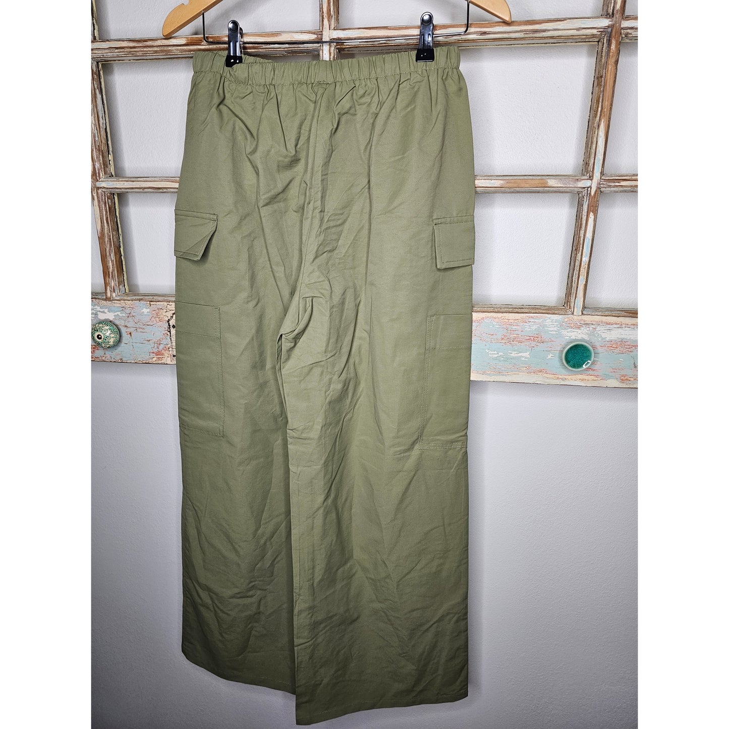 NWT Cider Cargo Pocket Wide Leg Trousers Ladies Size Medium