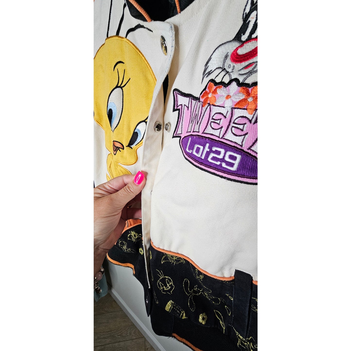 Looney Tunes Tweety Bird Sylvester Embroidered Racing Lot29 Youth large Jacket