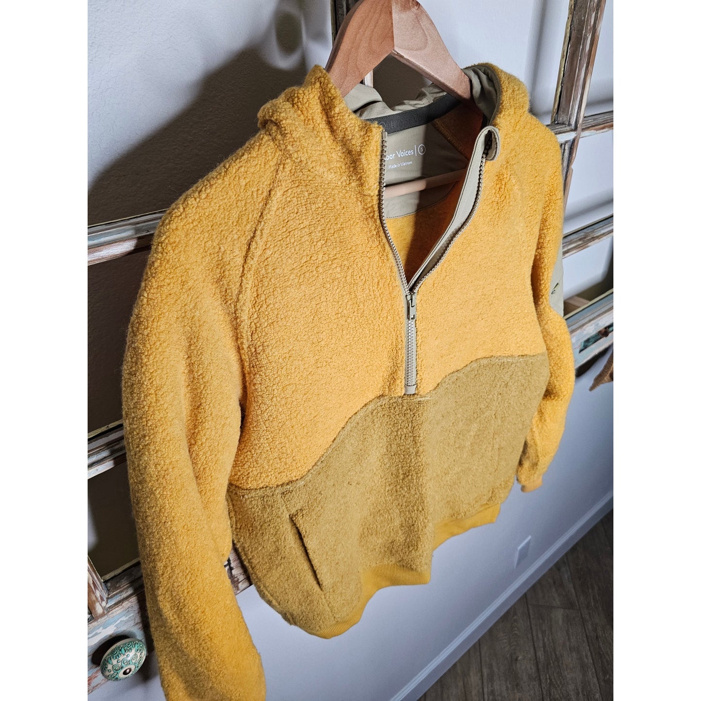 Outdoor Voices Megafleece yellow 1/2 Zip Hoodie Size Small