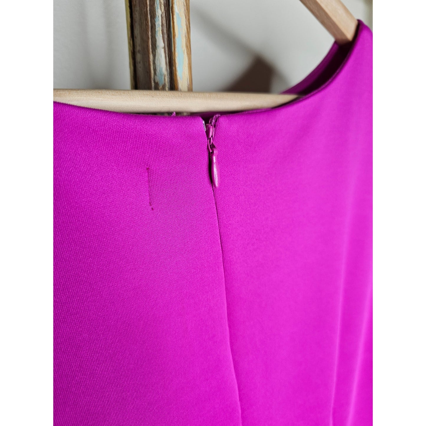 NWT Neiman Marcus Magenta Bateau Neckline Mini Dress Size Large
