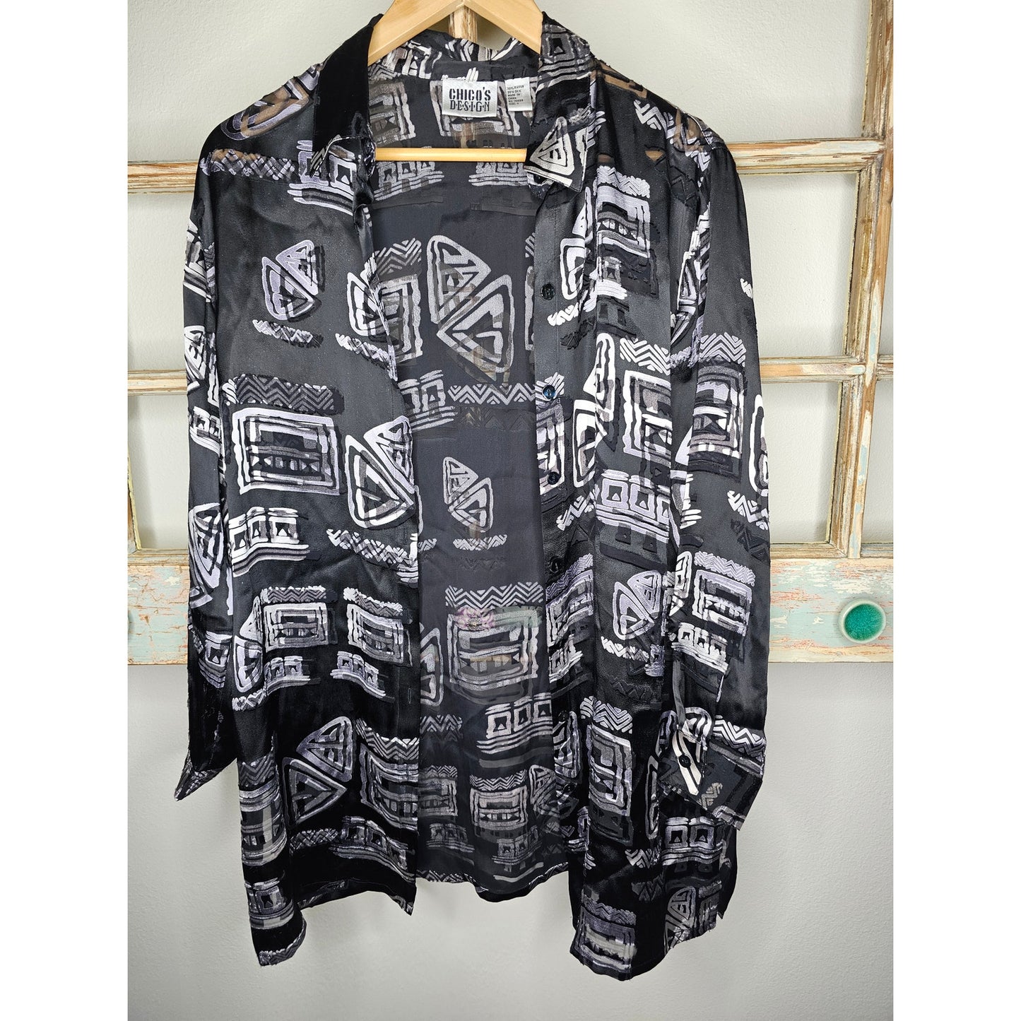 Vintage Chicos Design Silk Blend Asian Inspired Abstract Button Up size 1/ Small