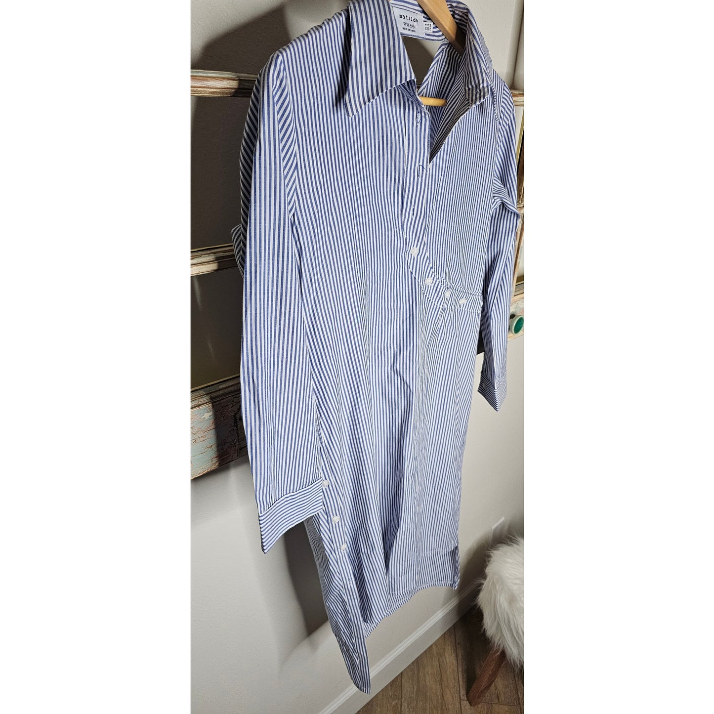 Matilda Navy & White Oxford Button Down High Low V-back Dress size 4