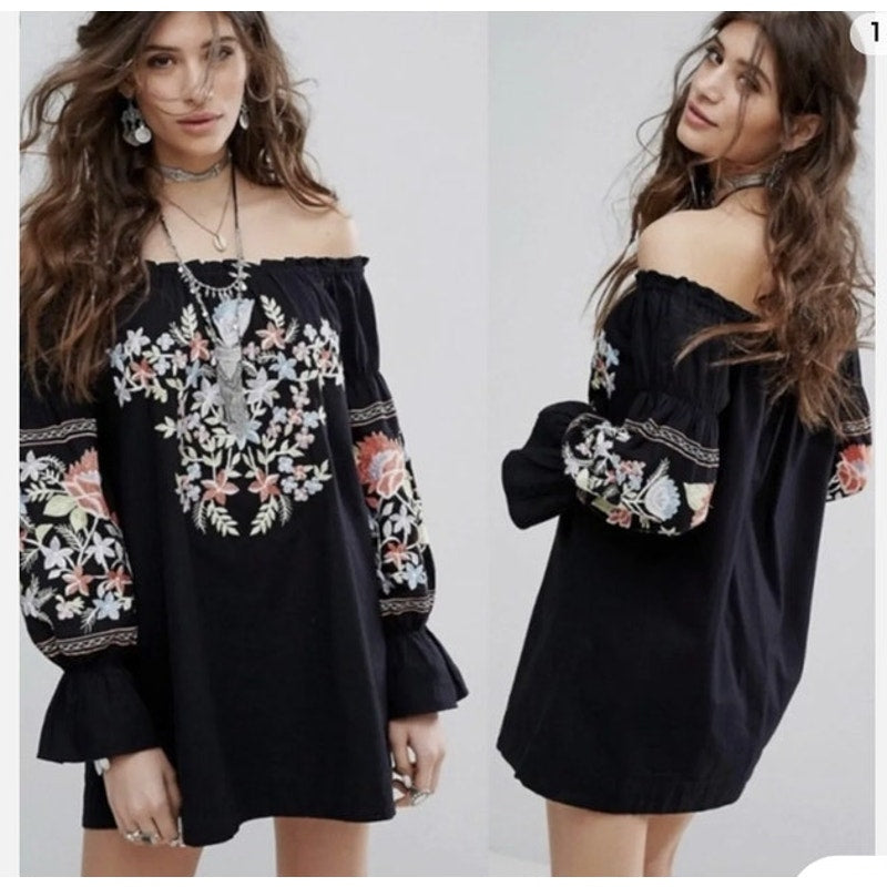 Free People Boho Off The Shoulder Black Embroidered Dress ladies size small