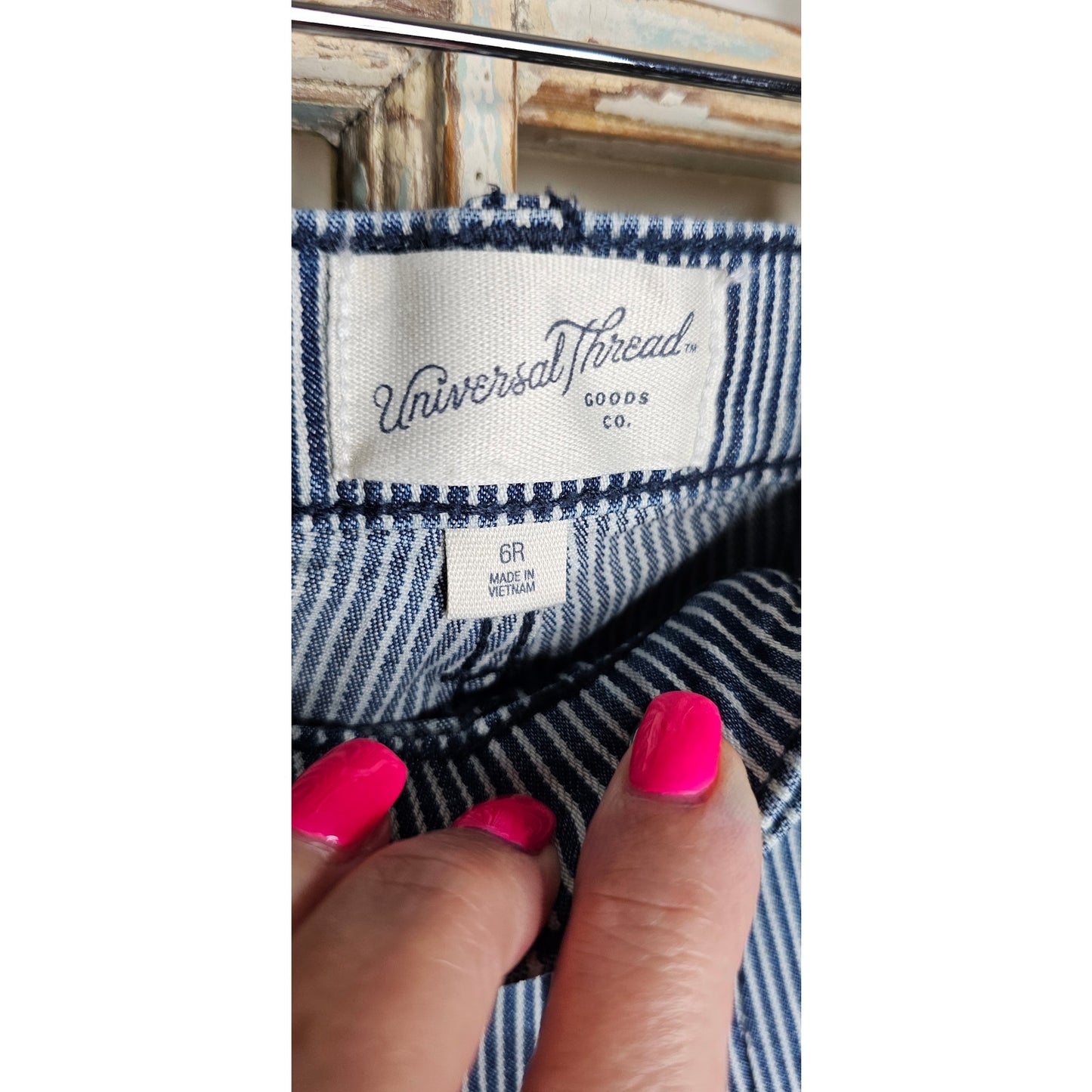 NWT High Rise Wide Leg Conductor blue/white stripe Jeans Ladies size 6